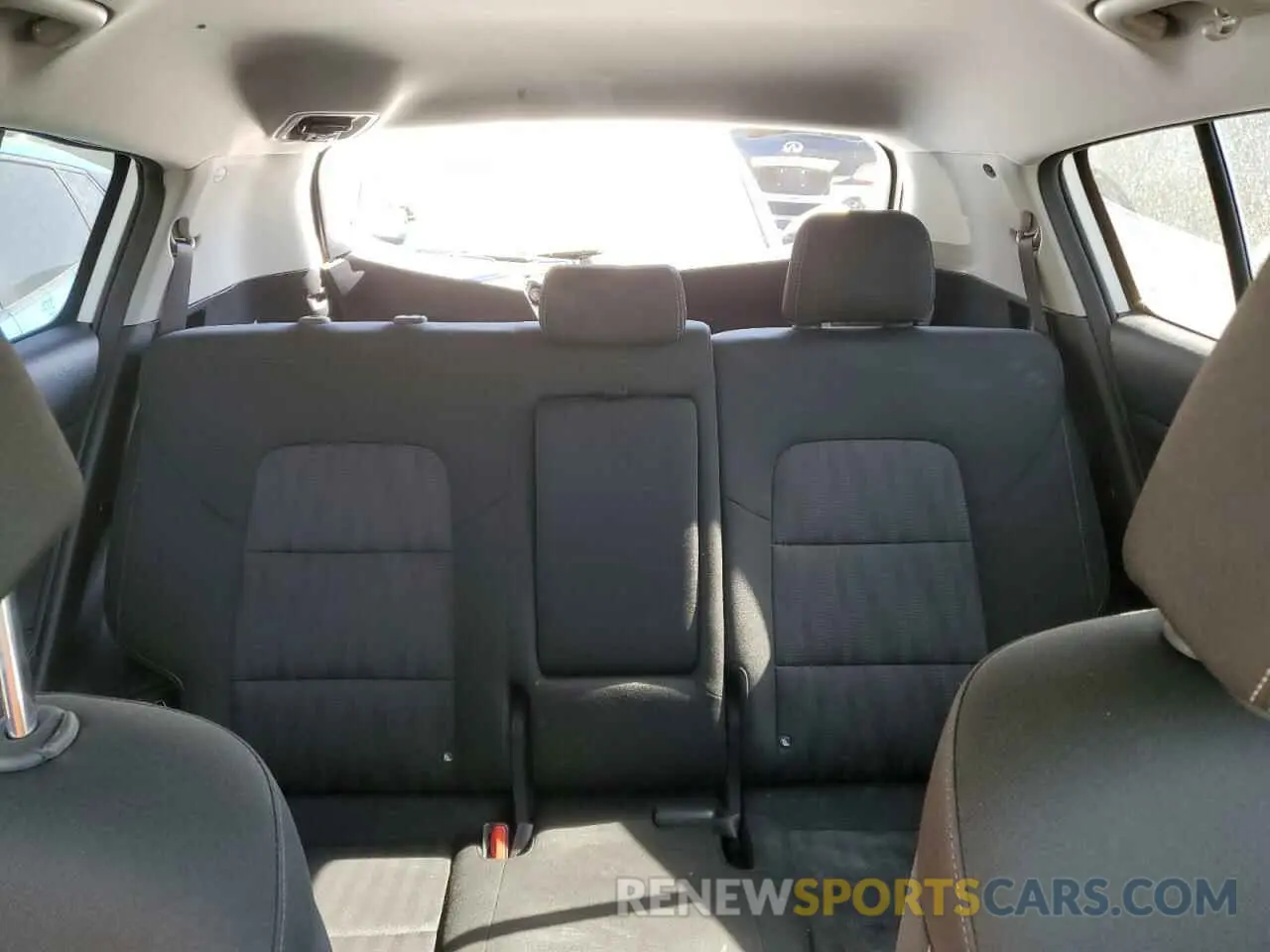 10 Photograph of a damaged car KNDPMCAC4L7745763 KIA SPORTAGE 2020