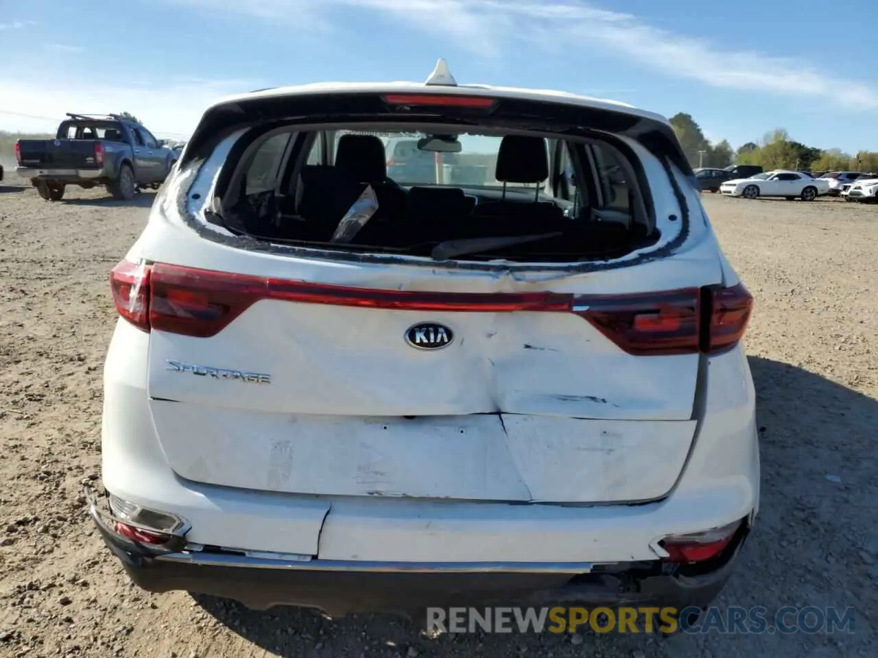 6 Photograph of a damaged car KNDPMCAC4L7745763 KIA SPORTAGE 2020