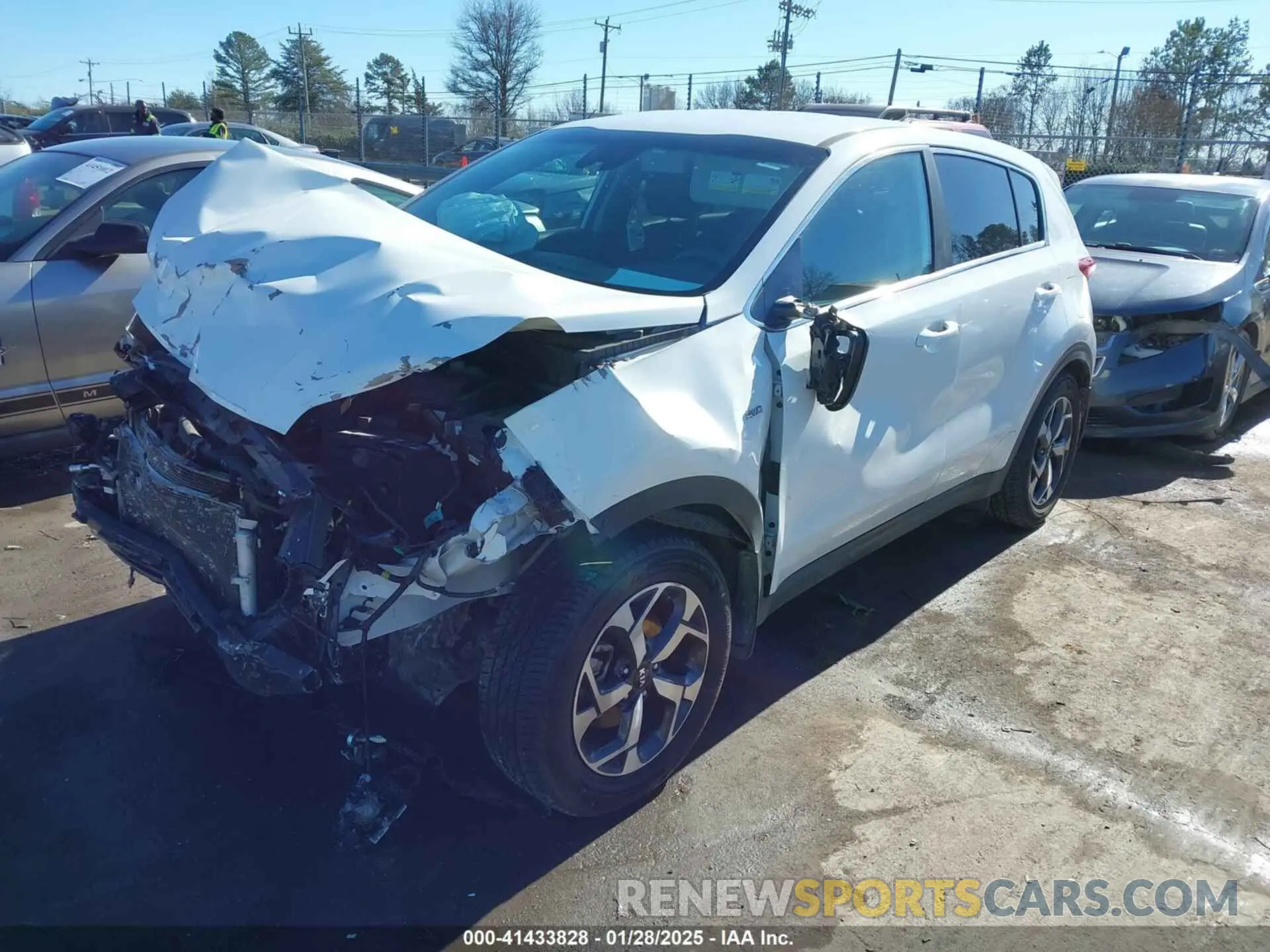 2 Photograph of a damaged car KNDPMCAC4L7792355 KIA SPORTAGE 2020