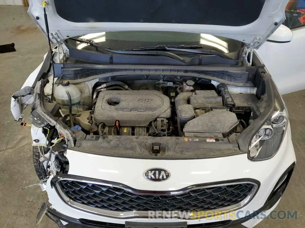 14 Photograph of a damaged car KNDPMCAC5L7642903 KIA SPORTAGE 2020