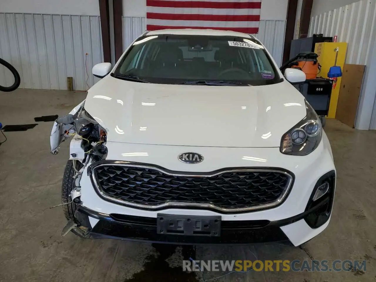 5 Photograph of a damaged car KNDPMCAC5L7642903 KIA SPORTAGE 2020