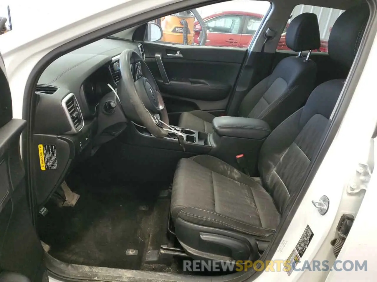 7 Photograph of a damaged car KNDPMCAC5L7642903 KIA SPORTAGE 2020