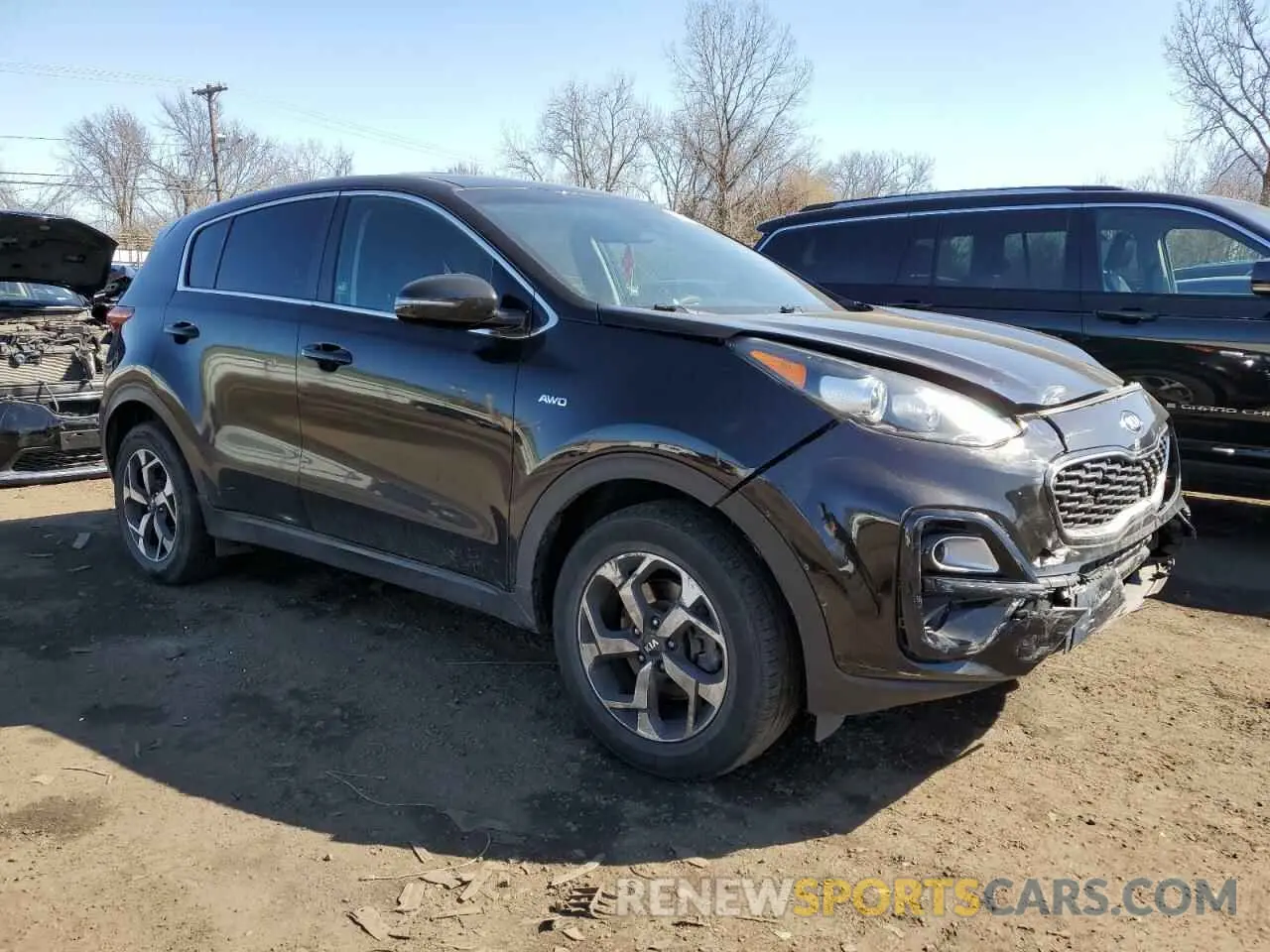 4 Photograph of a damaged car KNDPMCAC5L7671222 KIA SPORTAGE 2020