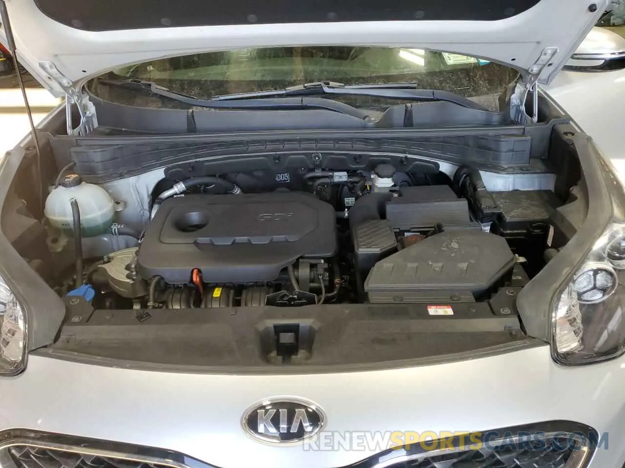 12 Photograph of a damaged car KNDPMCAC5L7732469 KIA SPORTAGE 2020