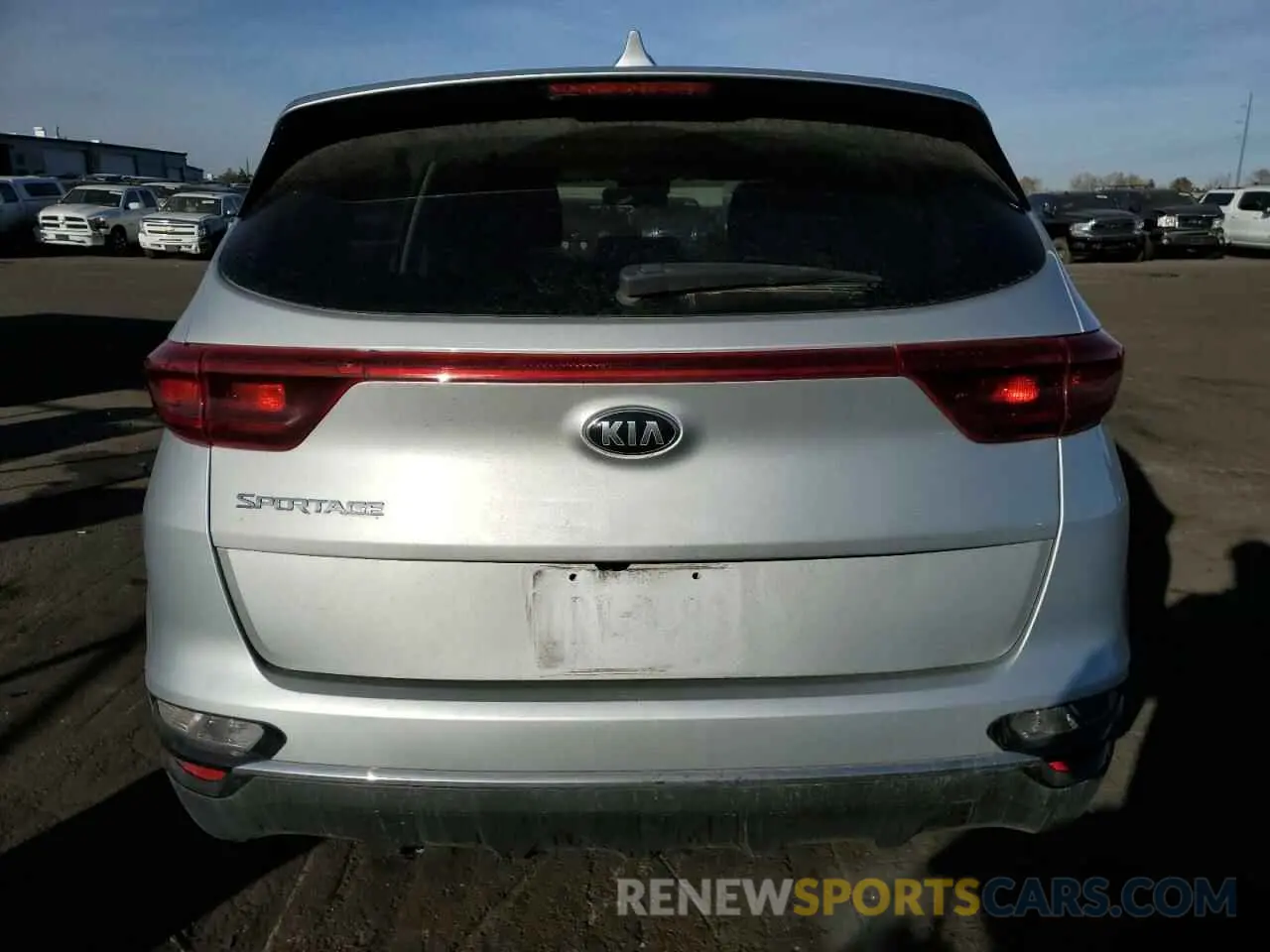 6 Photograph of a damaged car KNDPMCAC5L7733895 KIA SPORTAGE 2020
