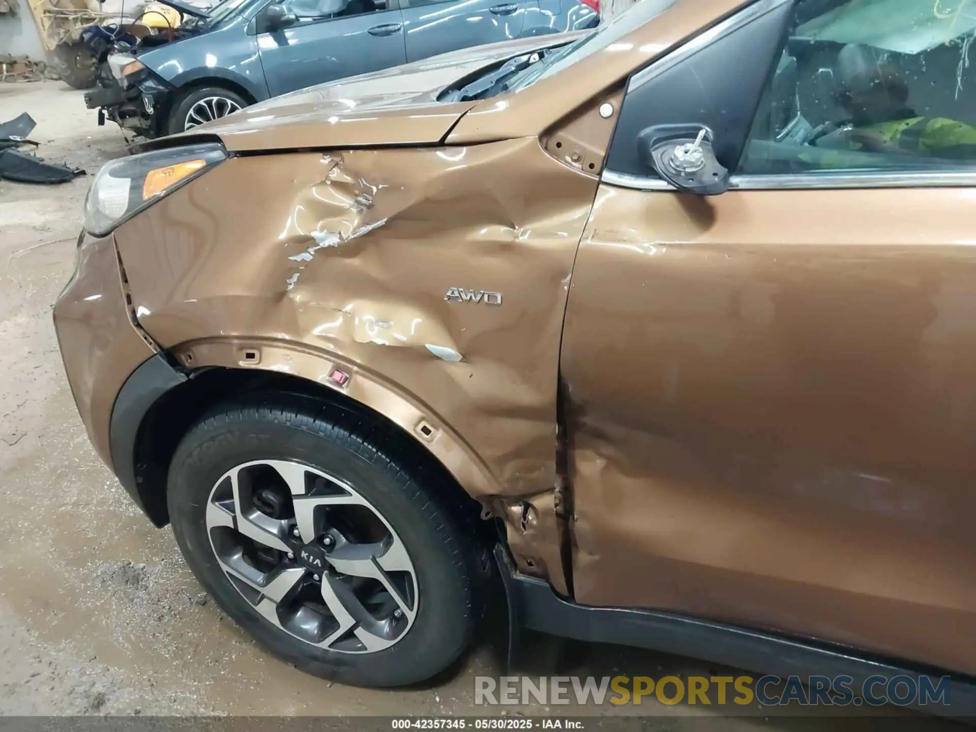 6 Photograph of a damaged car KNDPMCAC5L7752379 KIA SPORTAGE 2020