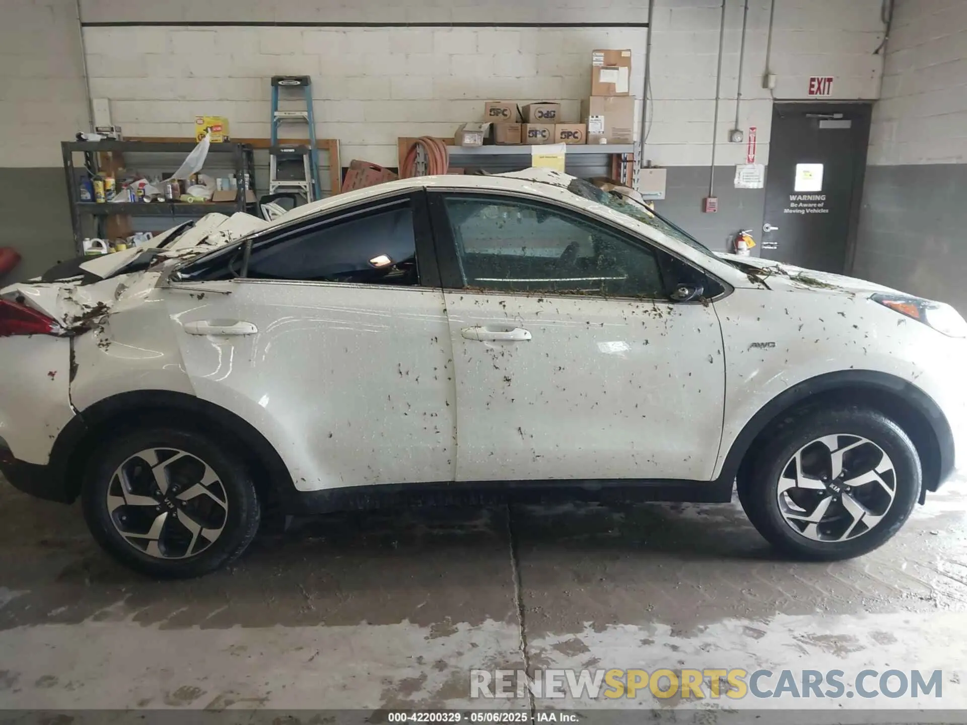 13 Photograph of a damaged car KNDPMCAC5L7755752 KIA SPORTAGE 2020