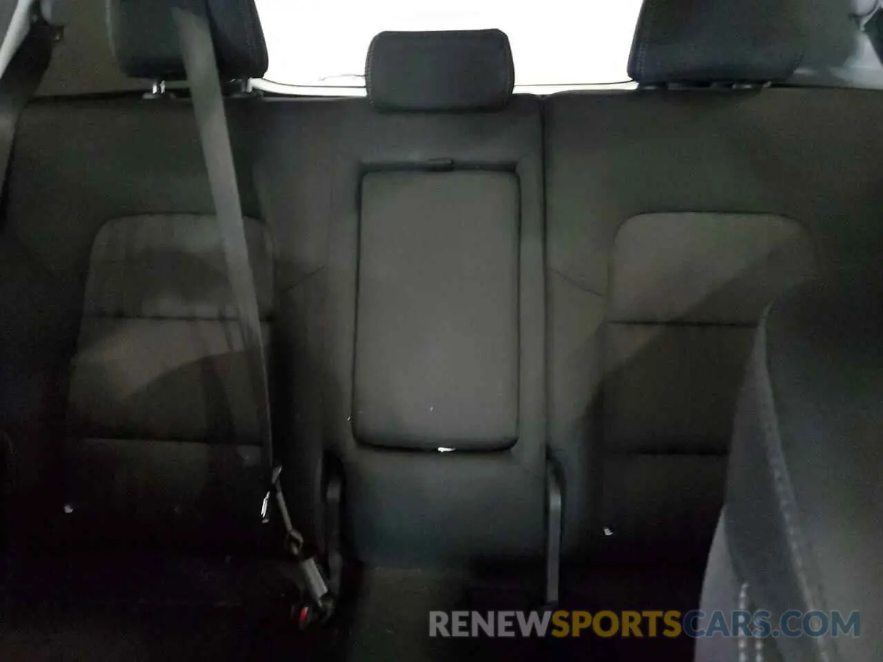 10 Photograph of a damaged car KNDPMCAC5L7815481 KIA SPORTAGE 2020