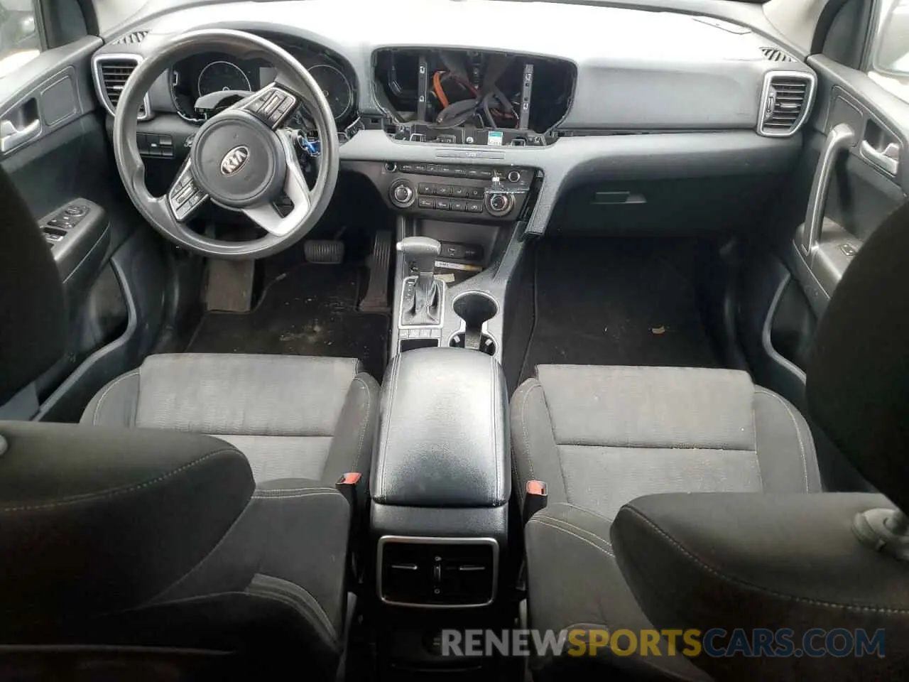 8 Photograph of a damaged car KNDPMCAC6L7629707 KIA SPORTAGE 2020