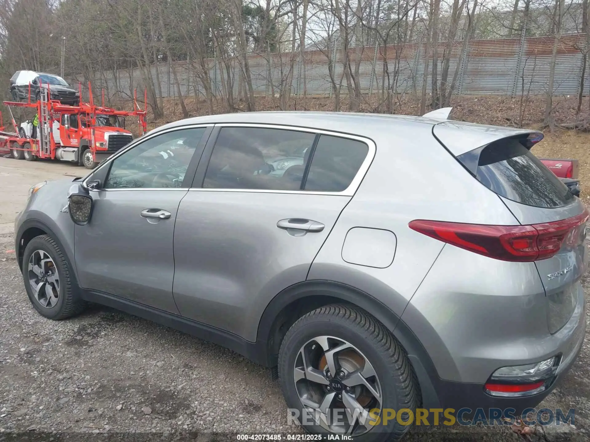 15 Photograph of a damaged car KNDPMCAC6L7630193 KIA SPORTAGE 2020