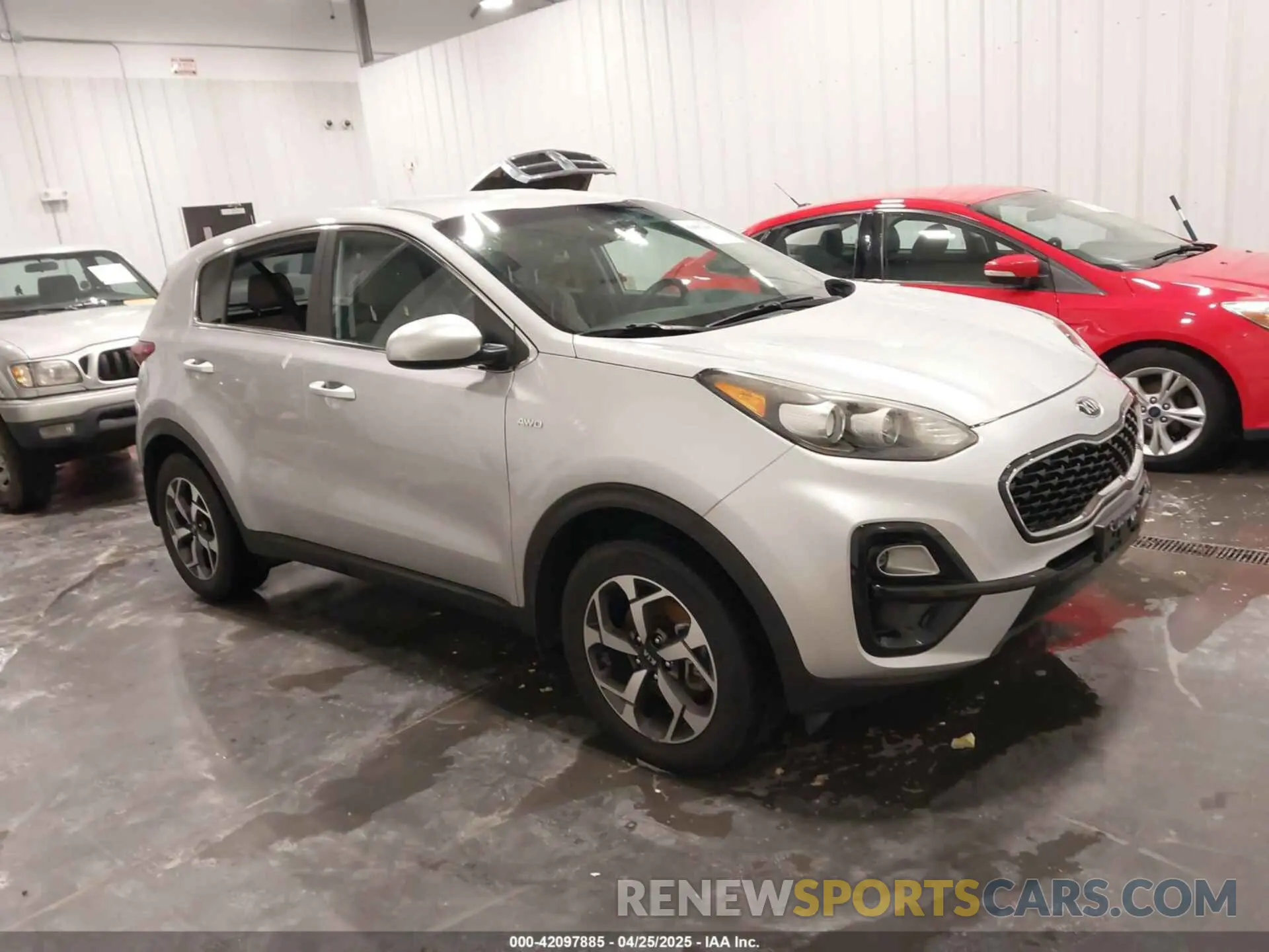 1 Photograph of a damaged car KNDPMCAC6L7634714 KIA SPORTAGE 2020