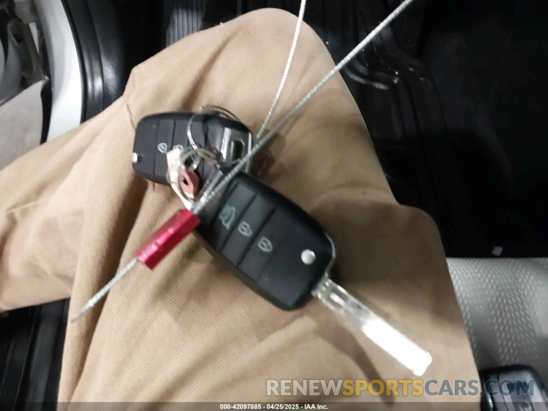 11 Photograph of a damaged car KNDPMCAC6L7634714 KIA SPORTAGE 2020
