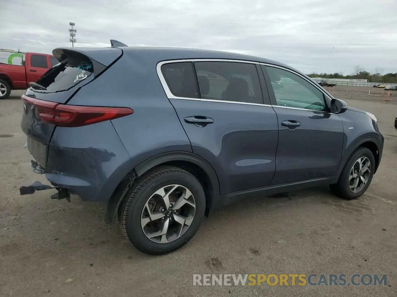 3 Photograph of a damaged car KNDPMCAC6L7752181 KIA SPORTAGE 2020