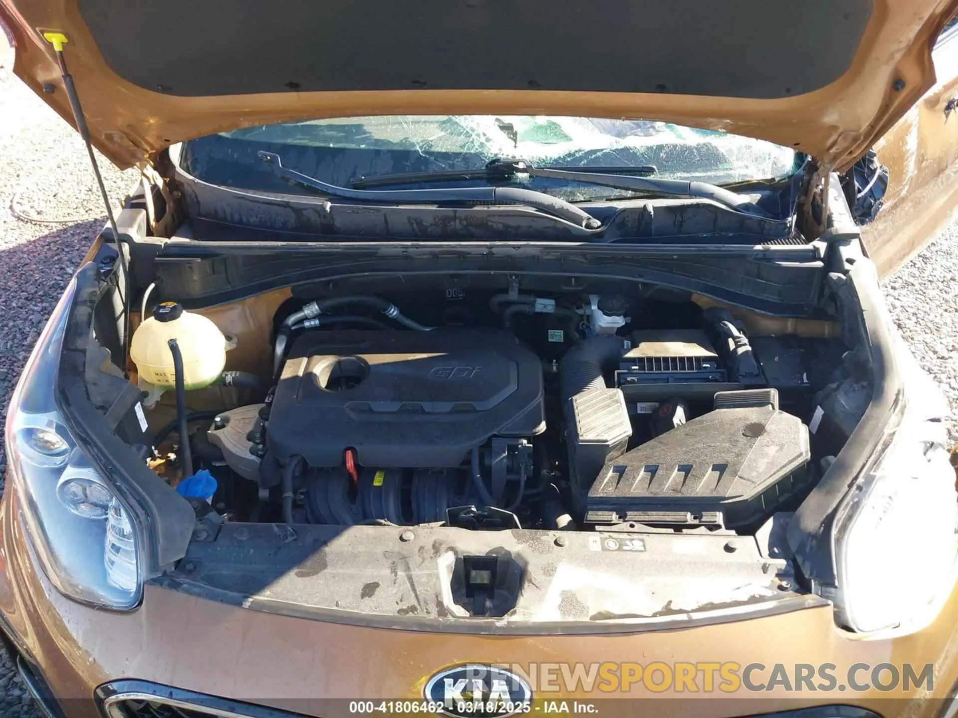 10 Photograph of a damaged car KNDPMCAC6L7809110 KIA SPORTAGE 2020