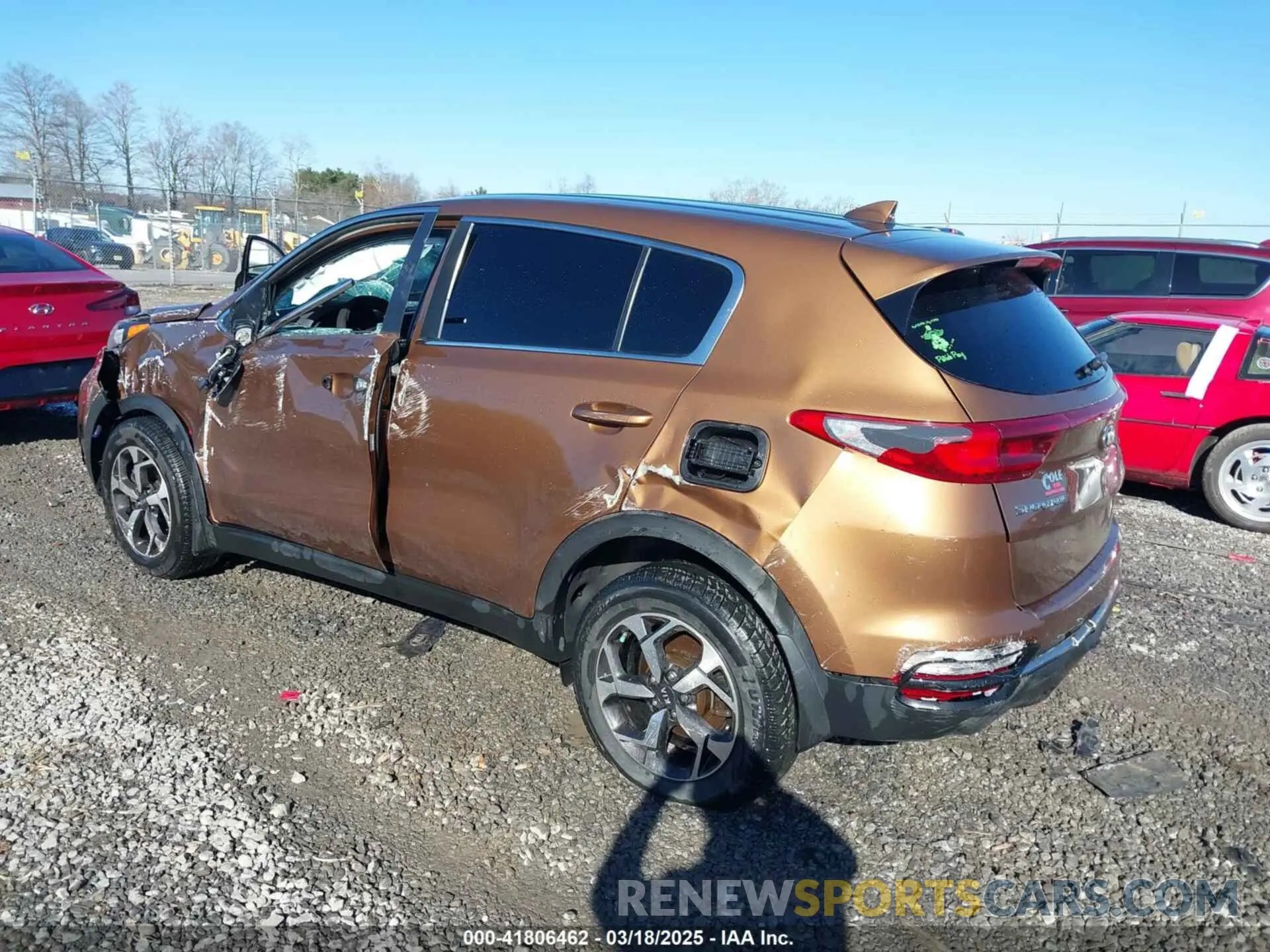 3 Photograph of a damaged car KNDPMCAC6L7809110 KIA SPORTAGE 2020