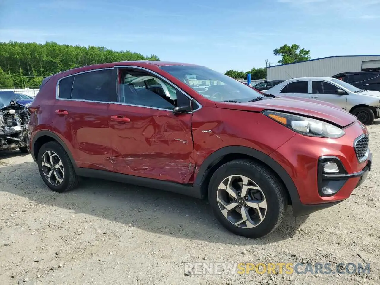 4 Photograph of a damaged car KNDPMCAC7L7629425 KIA SPORTAGE 2020
