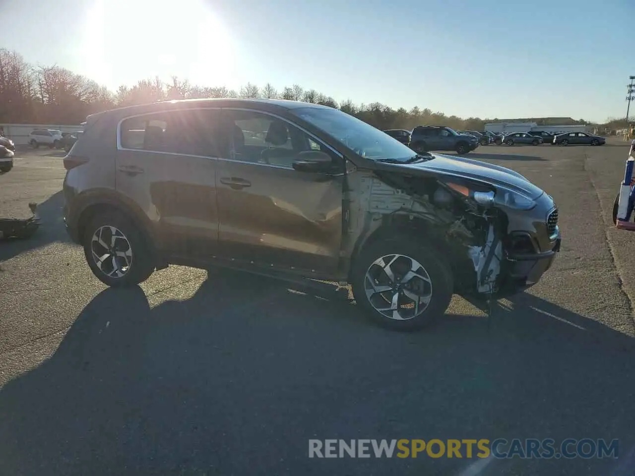 4 Photograph of a damaged car KNDPMCAC7L7650310 KIA SPORTAGE 2020