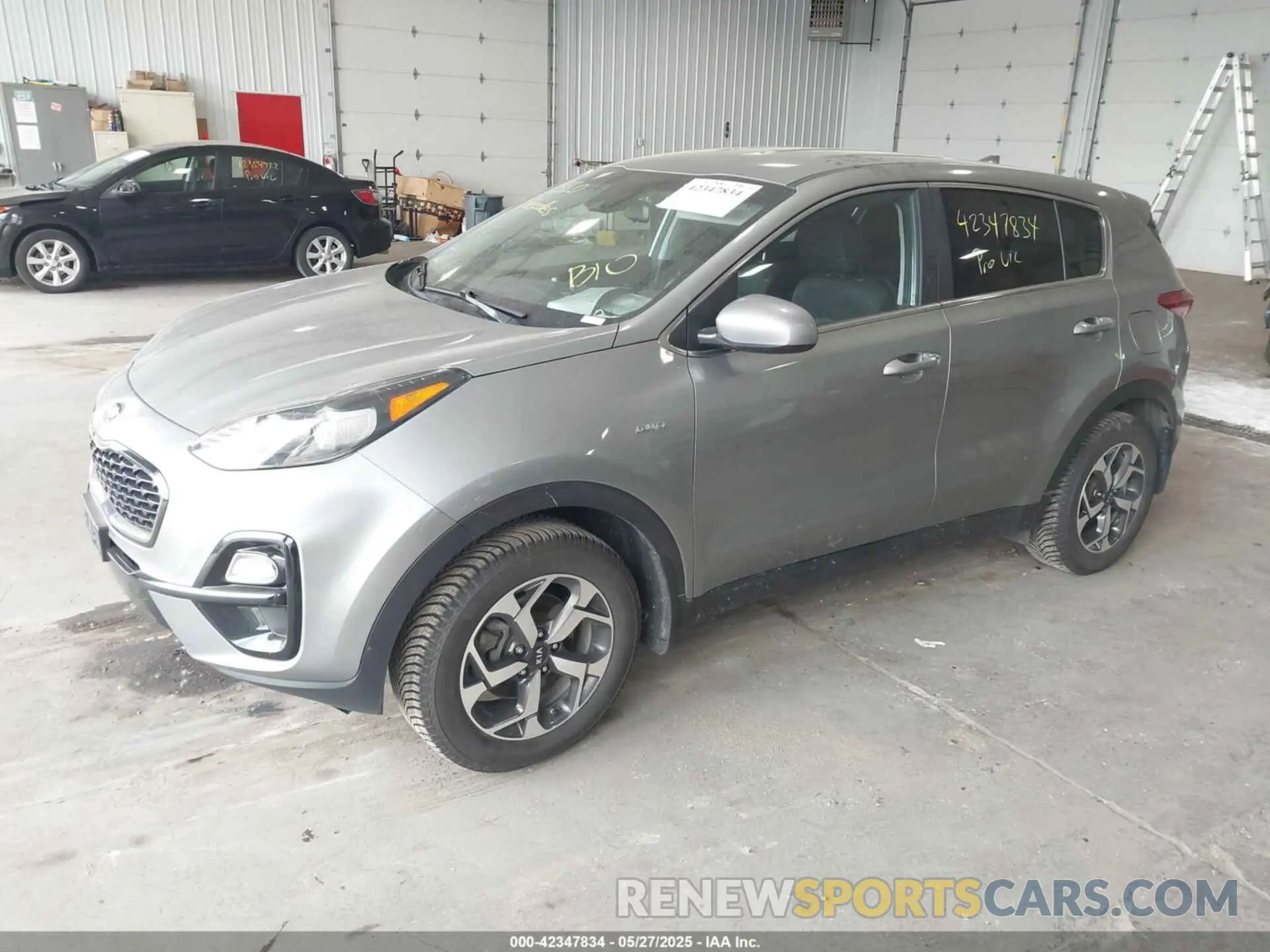 2 Photograph of a damaged car KNDPMCAC7L7667544 KIA SPORTAGE 2020