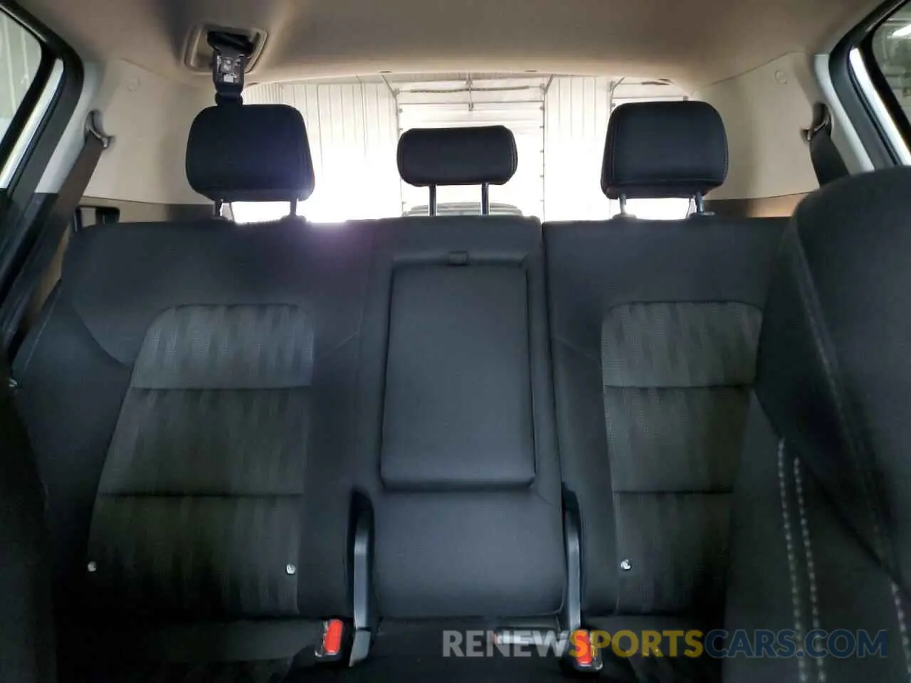 10 Photograph of a damaged car KNDPMCAC7L7693917 KIA SPORTAGE 2020