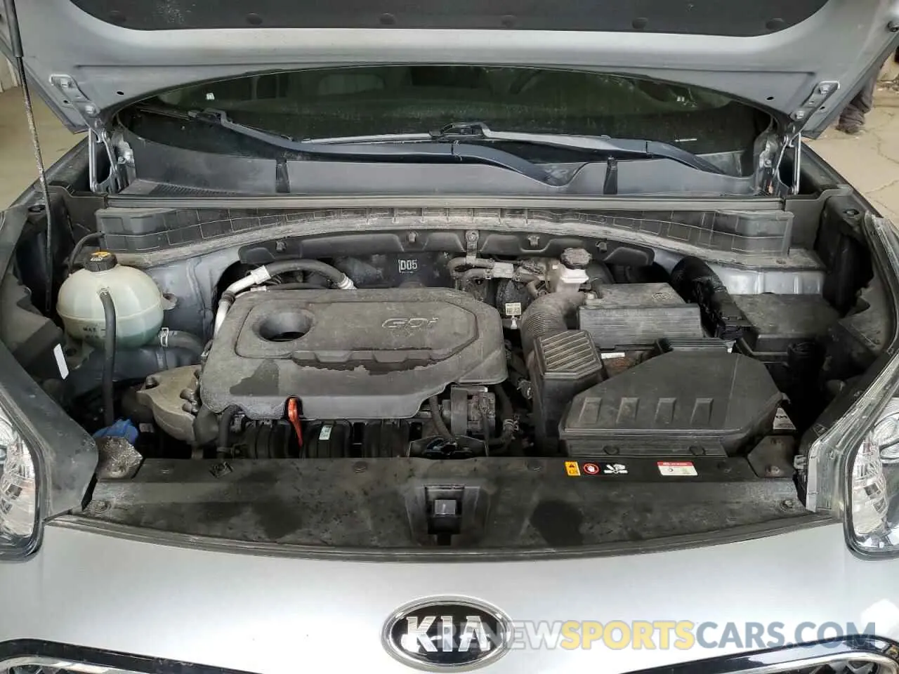 12 Photograph of a damaged car KNDPMCAC7L7693917 KIA SPORTAGE 2020