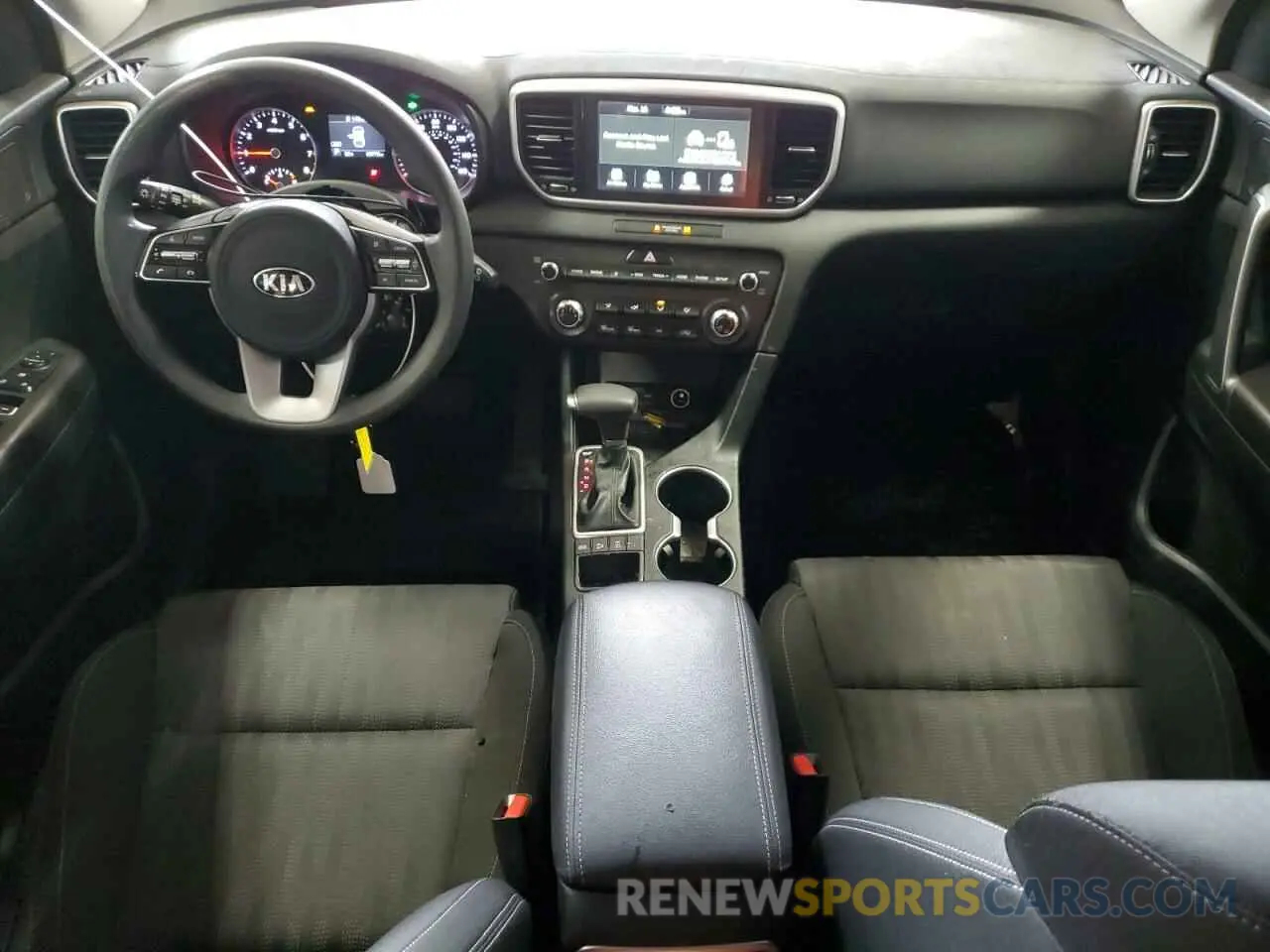 8 Photograph of a damaged car KNDPMCAC7L7693917 KIA SPORTAGE 2020