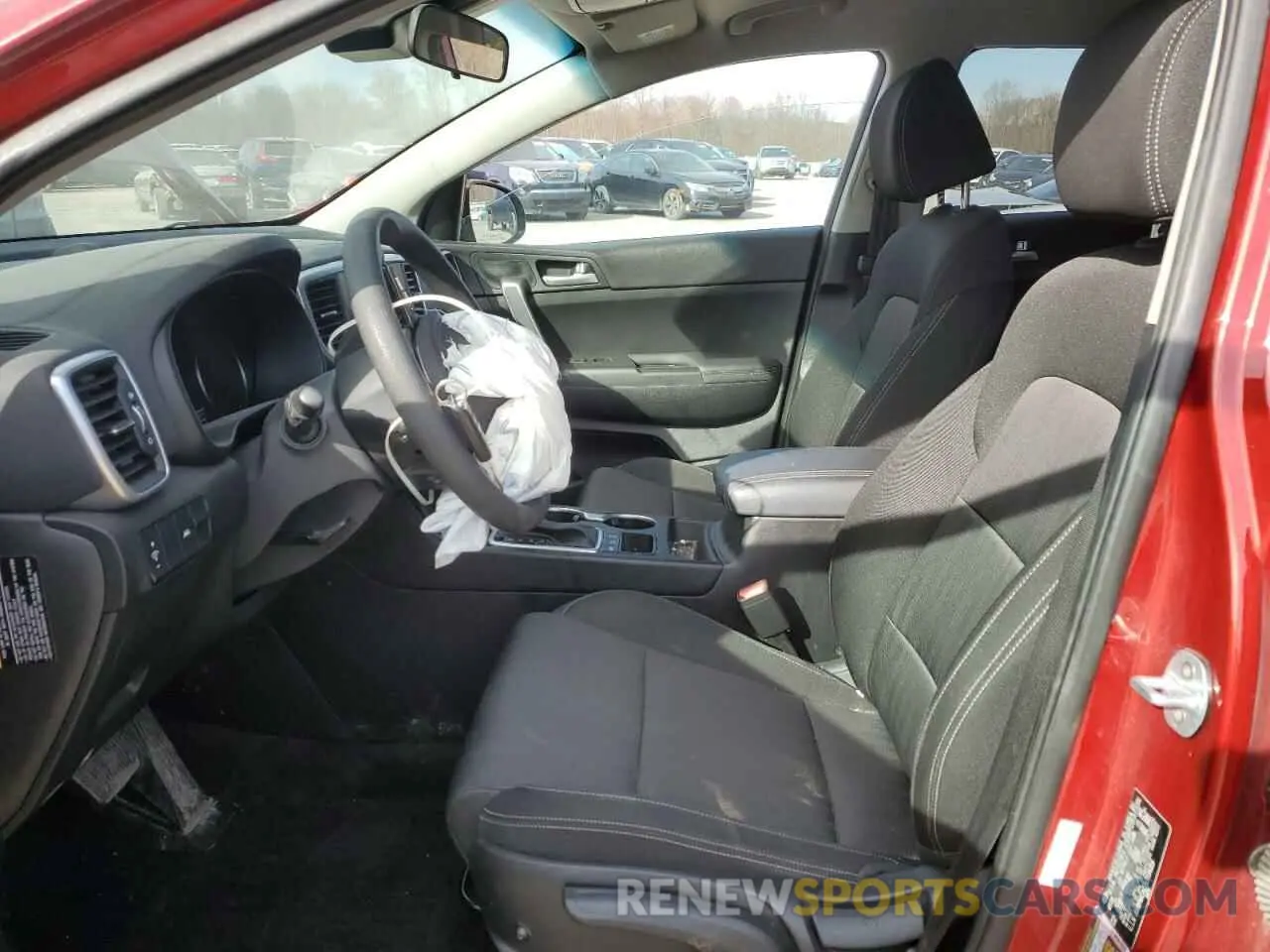 7 Photograph of a damaged car KNDPMCAC7L7734319 KIA SPORTAGE 2020