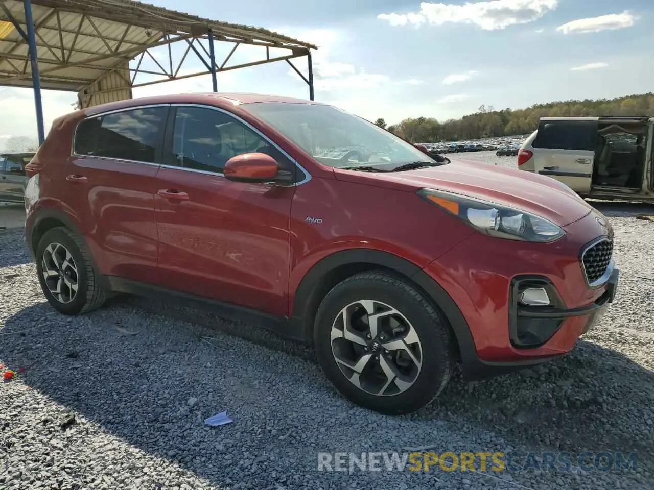 4 Photograph of a damaged car KNDPMCAC7L7778465 KIA SPORTAGE 2020