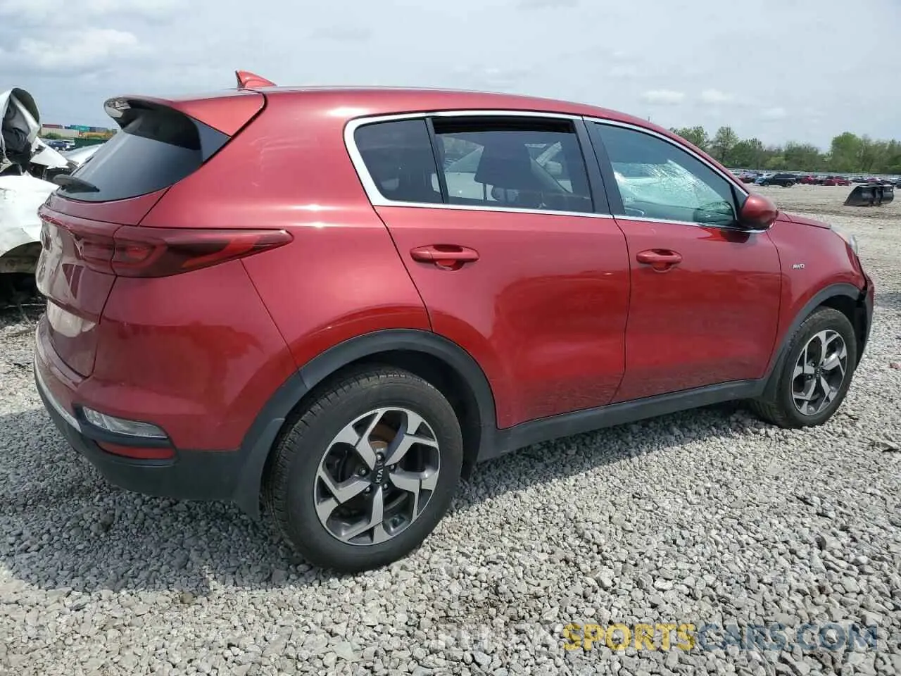 3 Photograph of a damaged car KNDPMCAC7L7837384 KIA SPORTAGE 2020