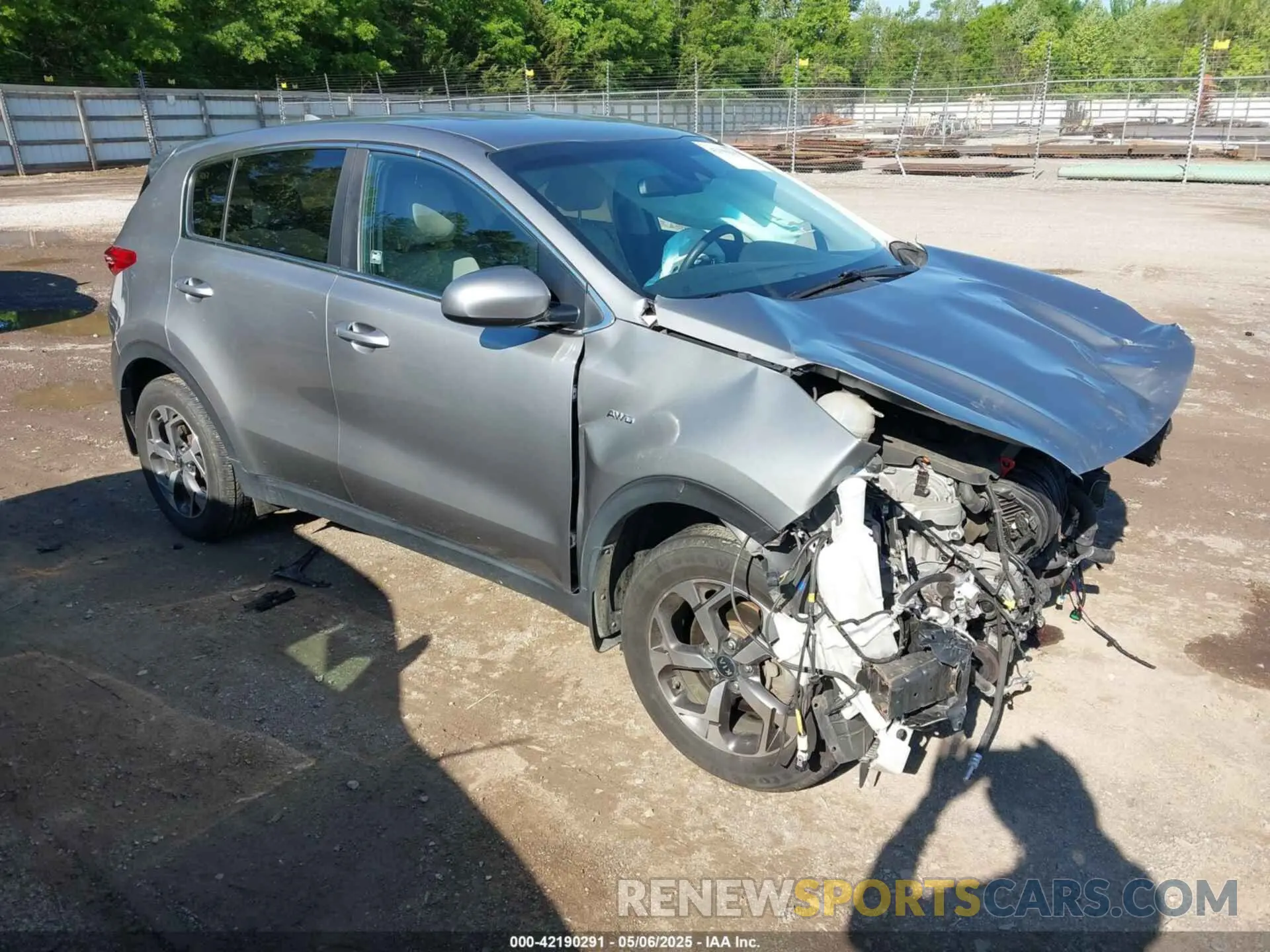 1 Photograph of a damaged car KNDPMCAC8L7628865 KIA SPORTAGE 2020