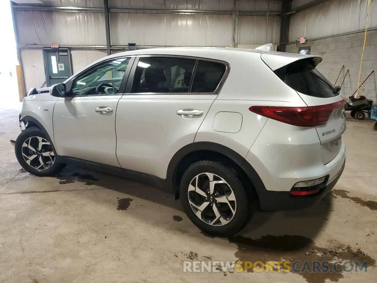 2 Photograph of a damaged car KNDPMCAC8L7661090 KIA SPORTAGE 2020