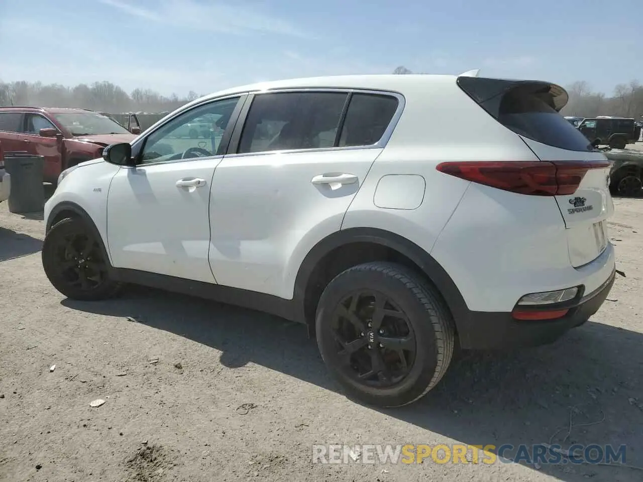 2 Photograph of a damaged car KNDPMCAC8L7705055 KIA SPORTAGE 2020