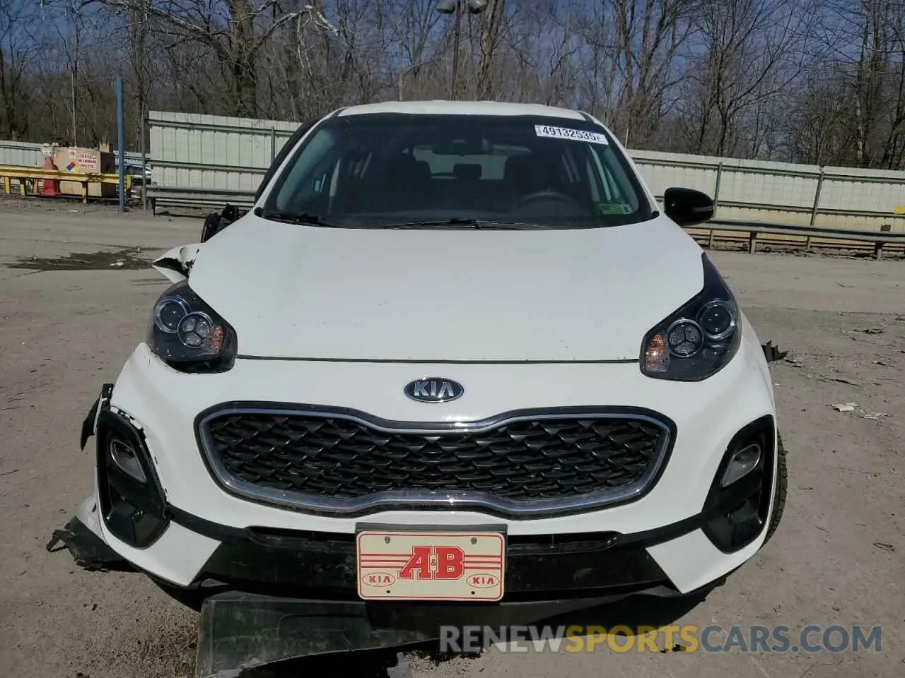 5 Photograph of a damaged car KNDPMCAC8L7705055 KIA SPORTAGE 2020