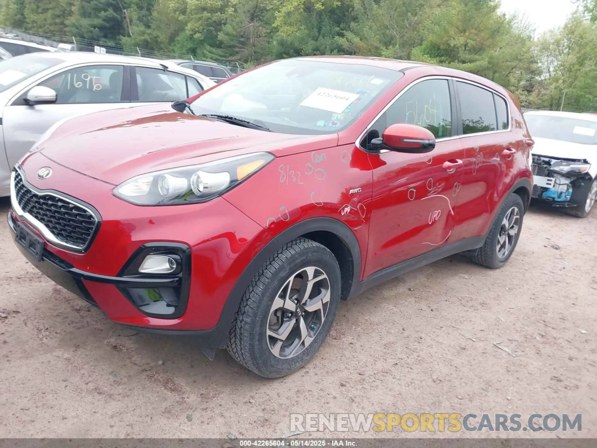 2 Photograph of a damaged car KNDPMCAC8L7753378 KIA SPORTAGE 2020