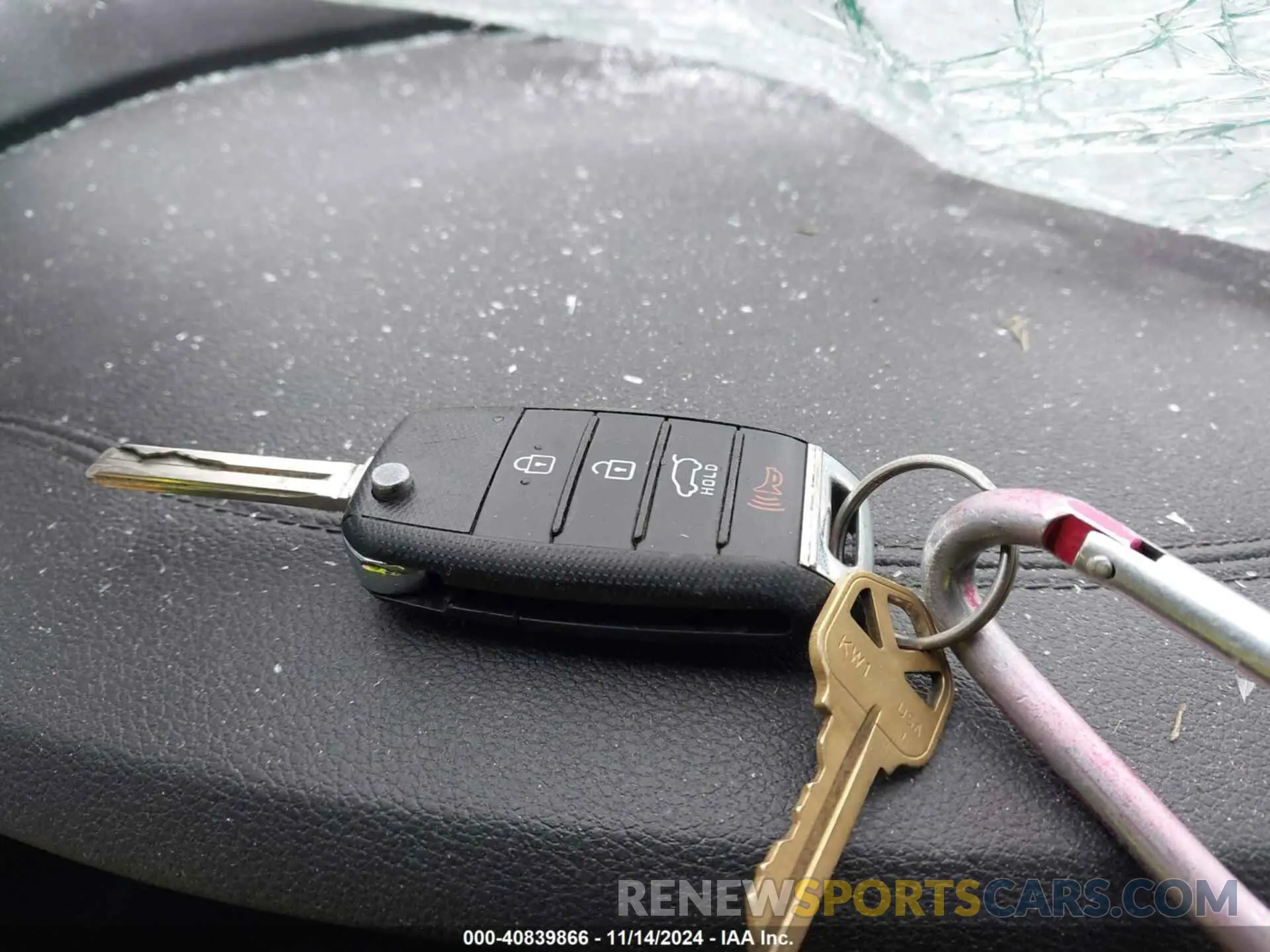 11 Photograph of a damaged car KNDPMCAC8L7811201 KIA SPORTAGE 2020