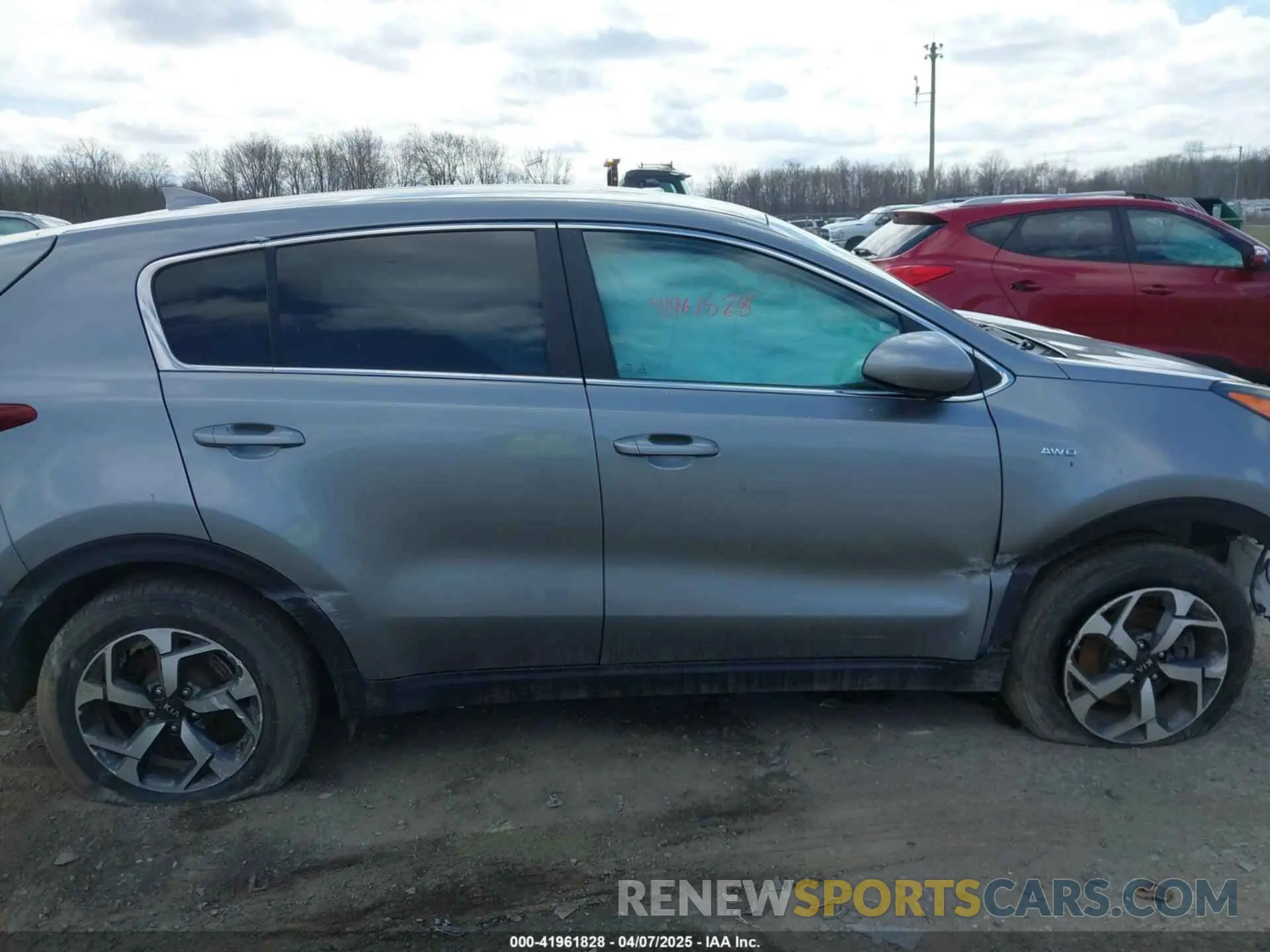 6 Photograph of a damaged car KNDPMCAC9L7629569 KIA SPORTAGE 2020