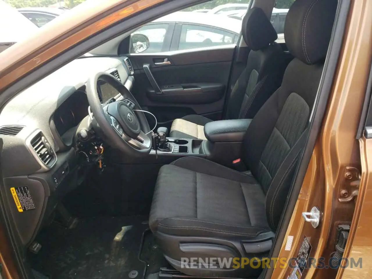 7 Photograph of a damaged car KNDPMCAC9L7640247 KIA SPORTAGE 2020