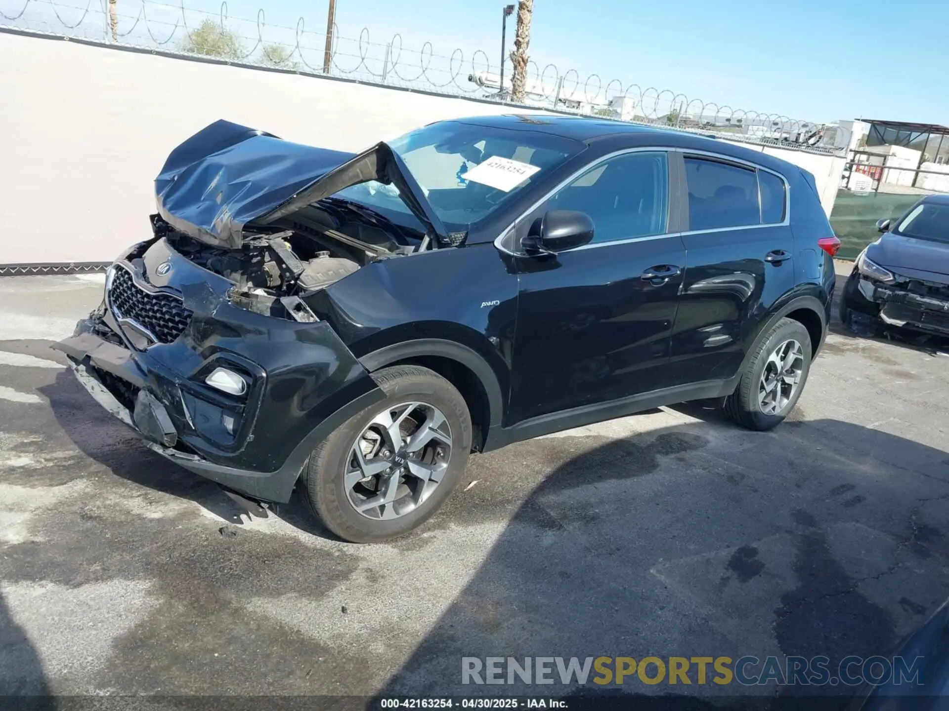 2 Photograph of a damaged car KNDPMCAC9L7747542 KIA SPORTAGE 2020