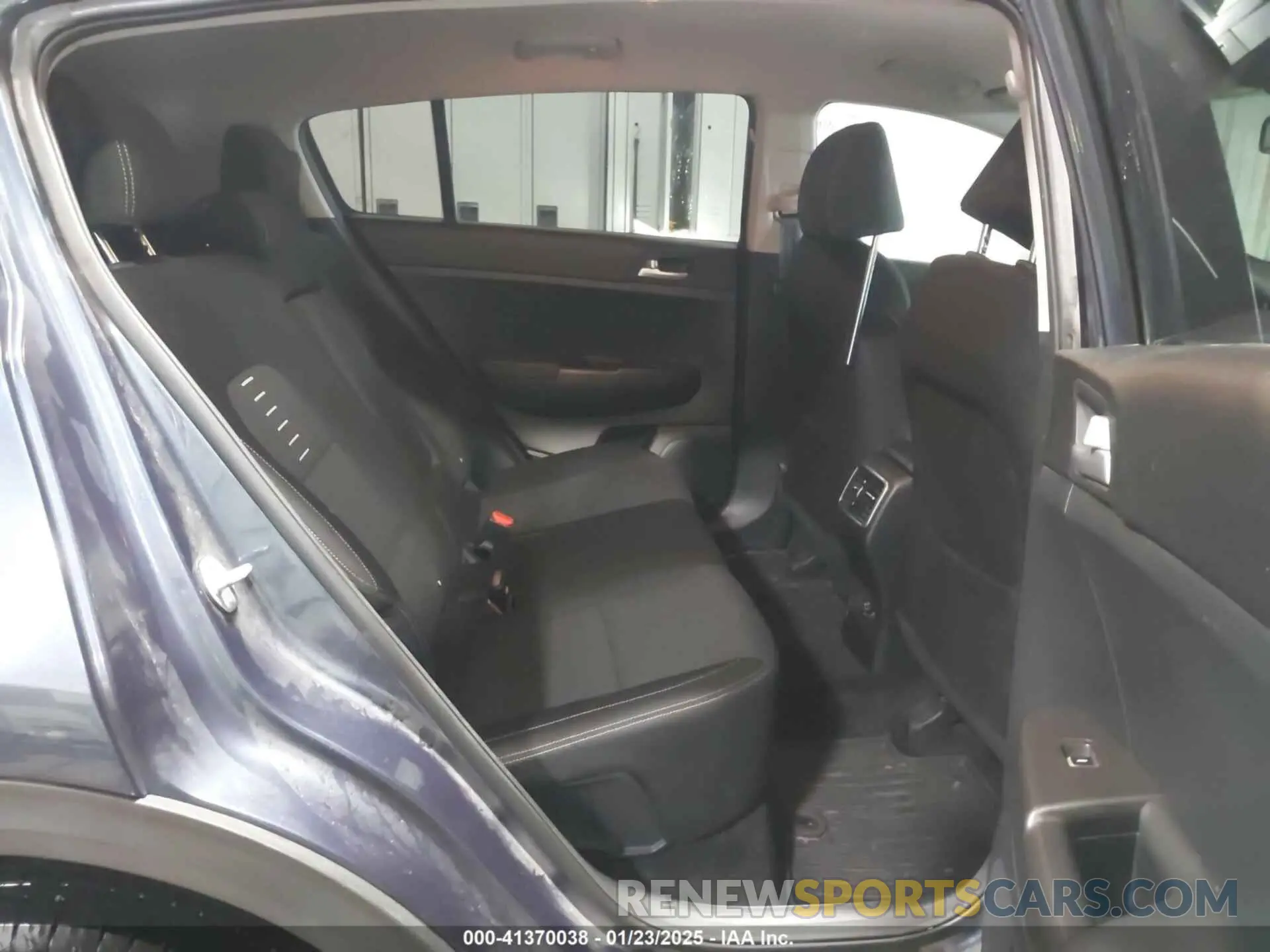 8 Photograph of a damaged car KNDPMCAC9L7757780 KIA SPORTAGE 2020
