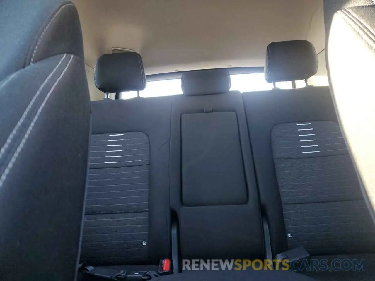 10 Photograph of a damaged car KNDPMCAC9L7806296 KIA SPORTAGE 2020