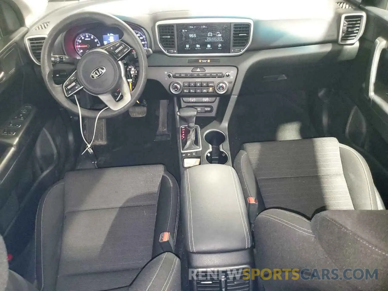 8 Photograph of a damaged car KNDPMCACXL7661589 KIA SPORTAGE 2020