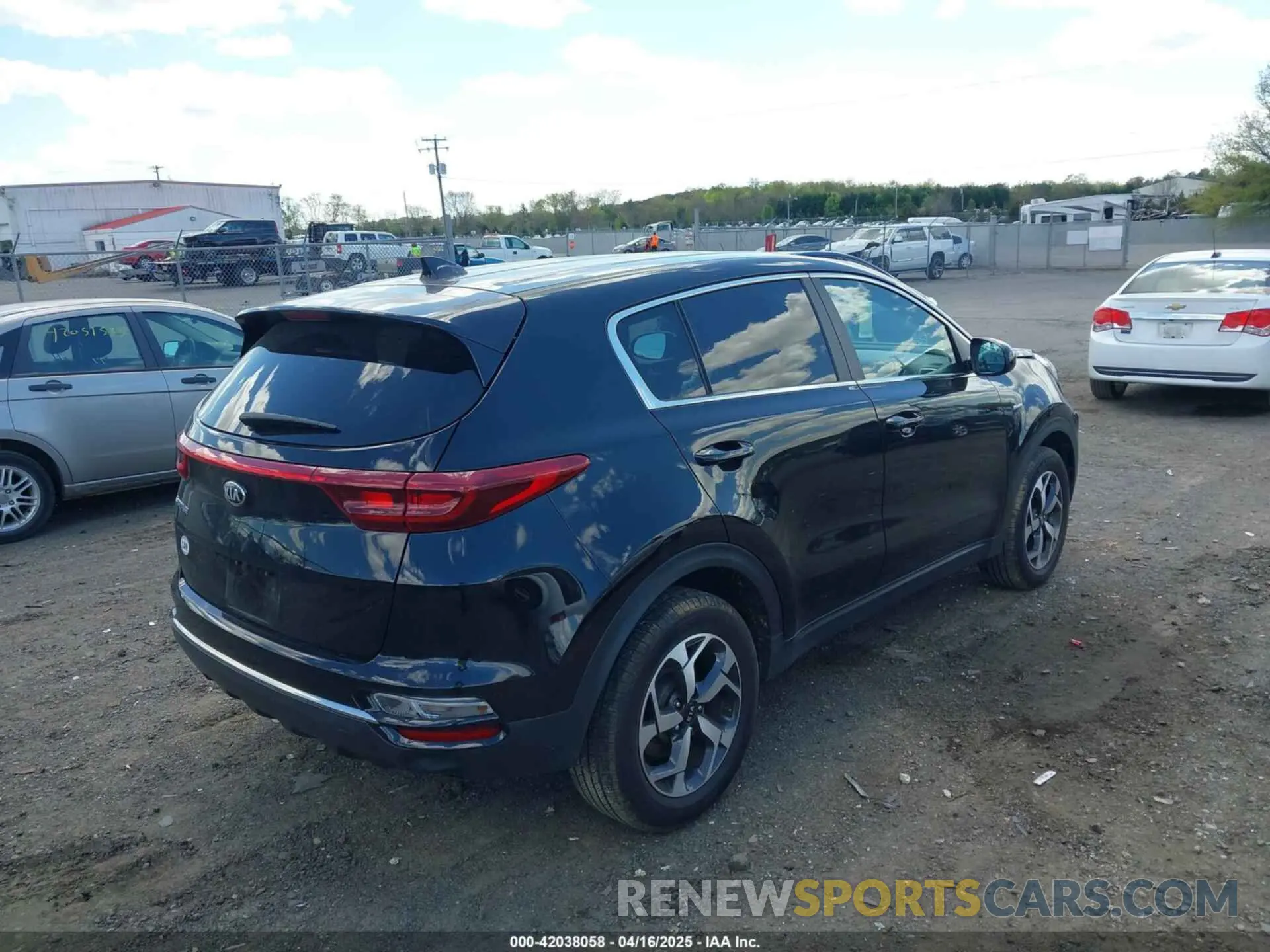 4 Photograph of a damaged car KNDPMCACXL7676609 KIA SPORTAGE 2020