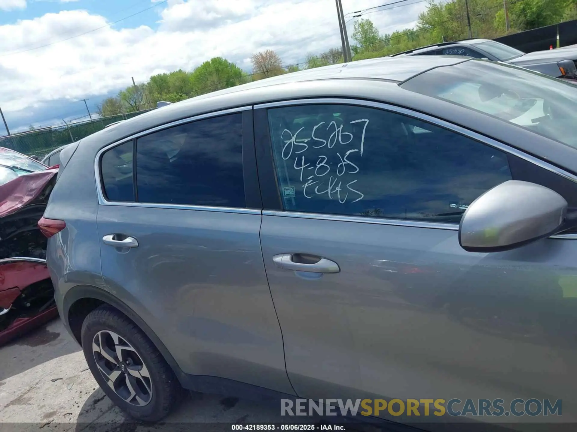 13 Photograph of a damaged car KNDPMCACXL7677775 KIA SPORTAGE 2020