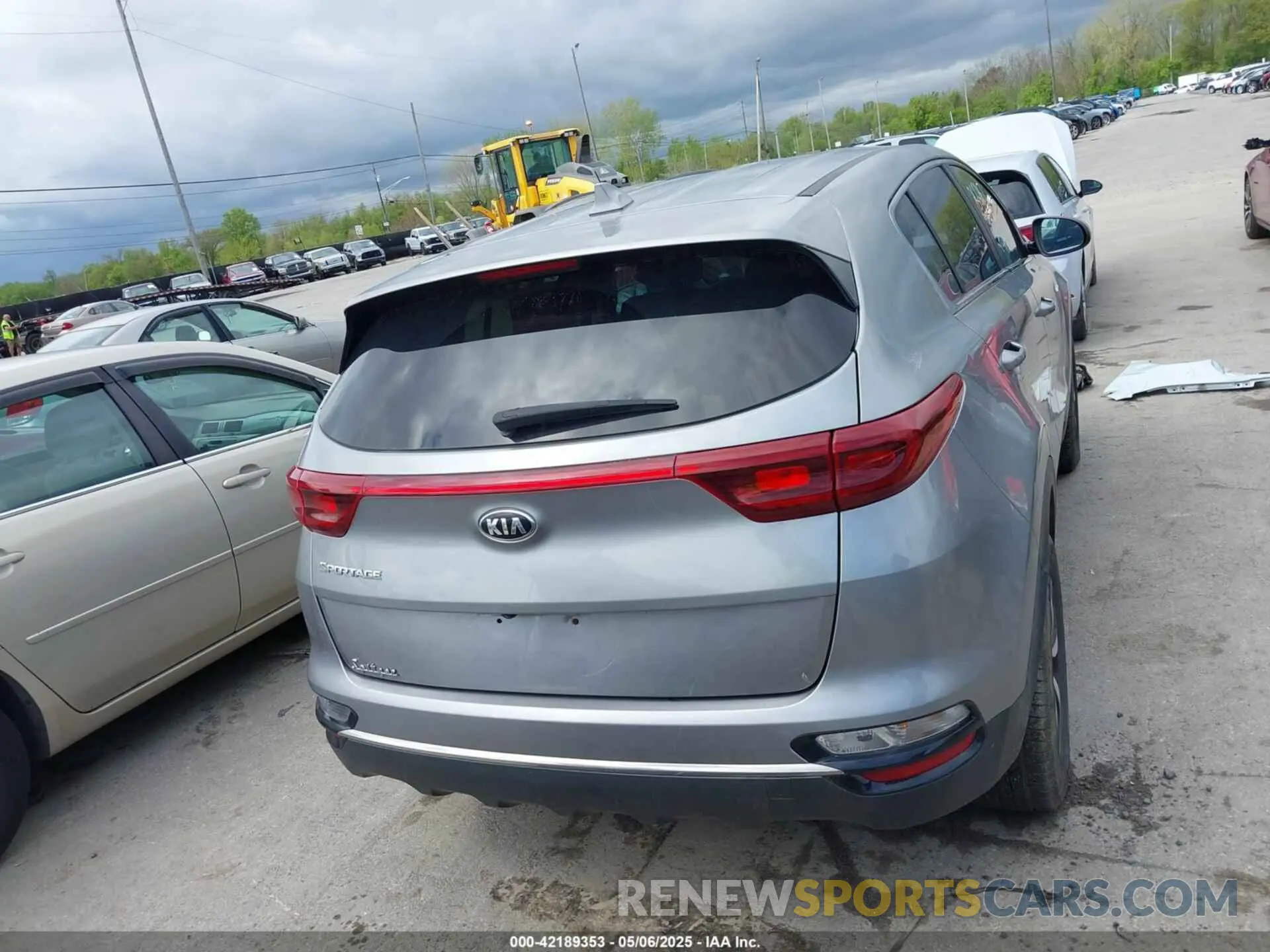 16 Photograph of a damaged car KNDPMCACXL7677775 KIA SPORTAGE 2020