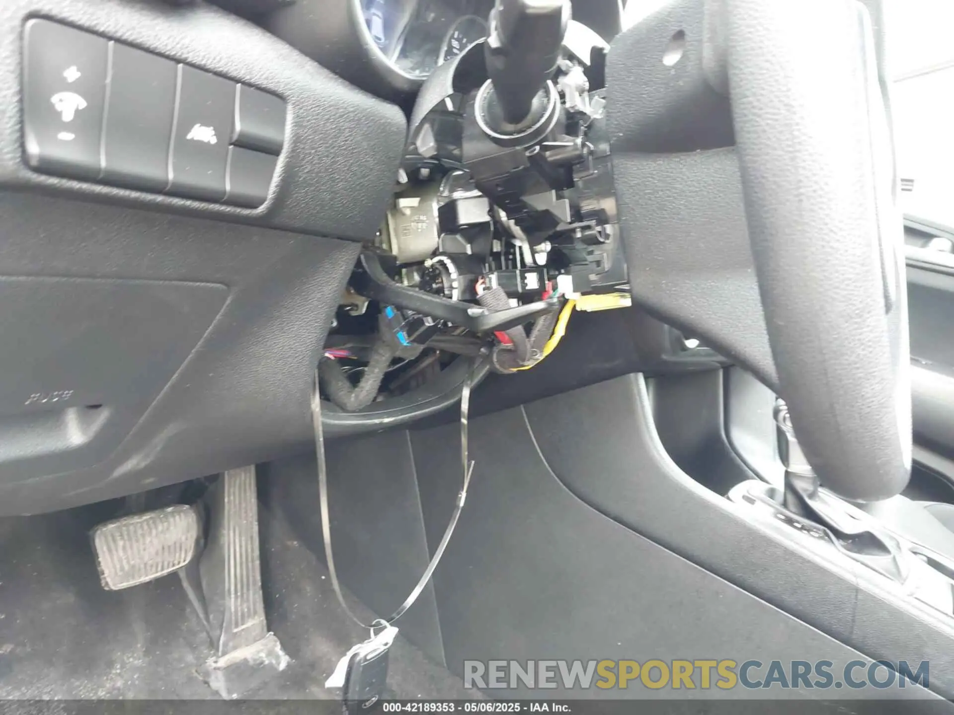 6 Photograph of a damaged car KNDPMCACXL7677775 KIA SPORTAGE 2020