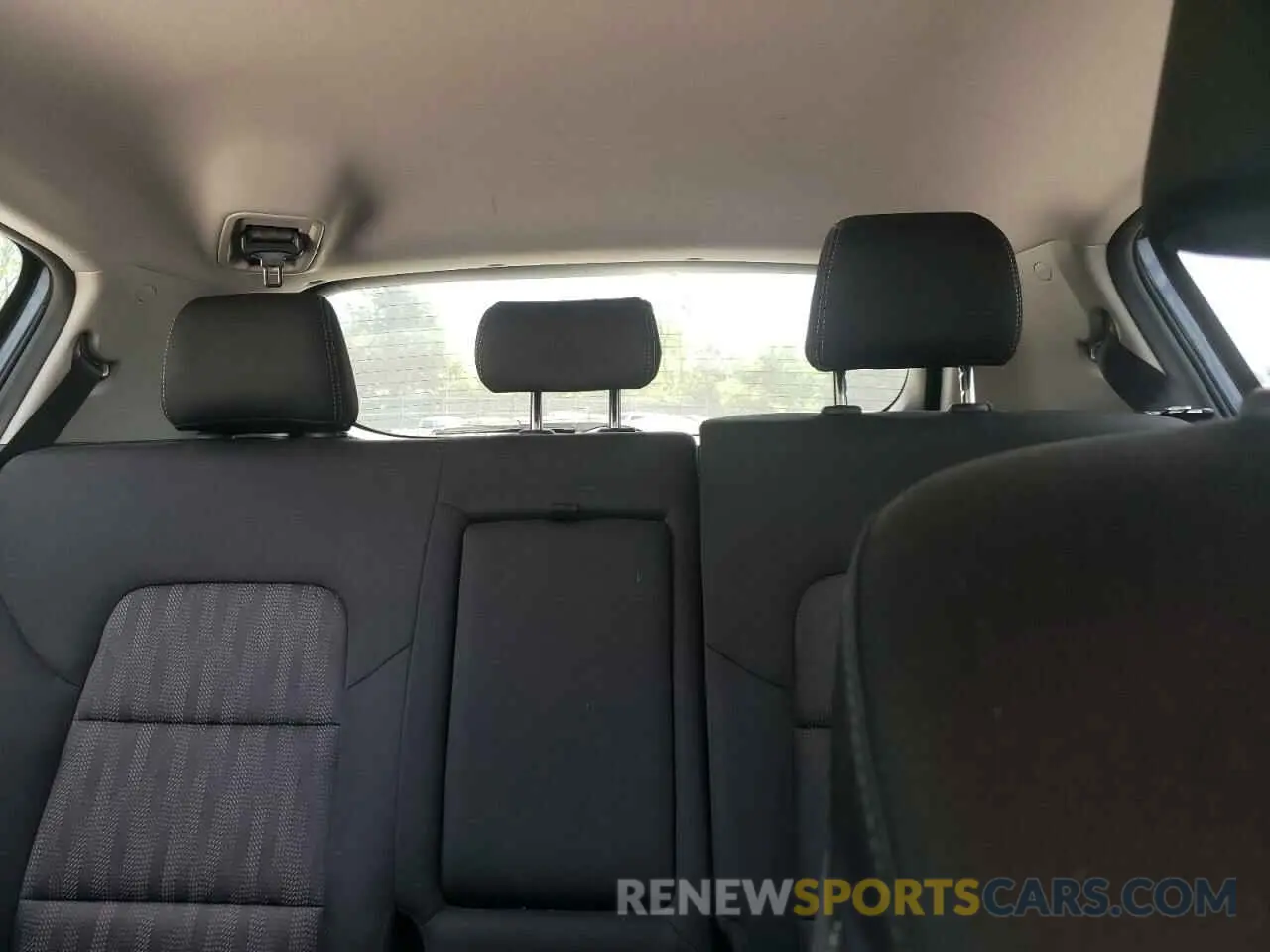 10 Photograph of a damaged car KNDPMCACXL7738025 KIA SPORTAGE 2020