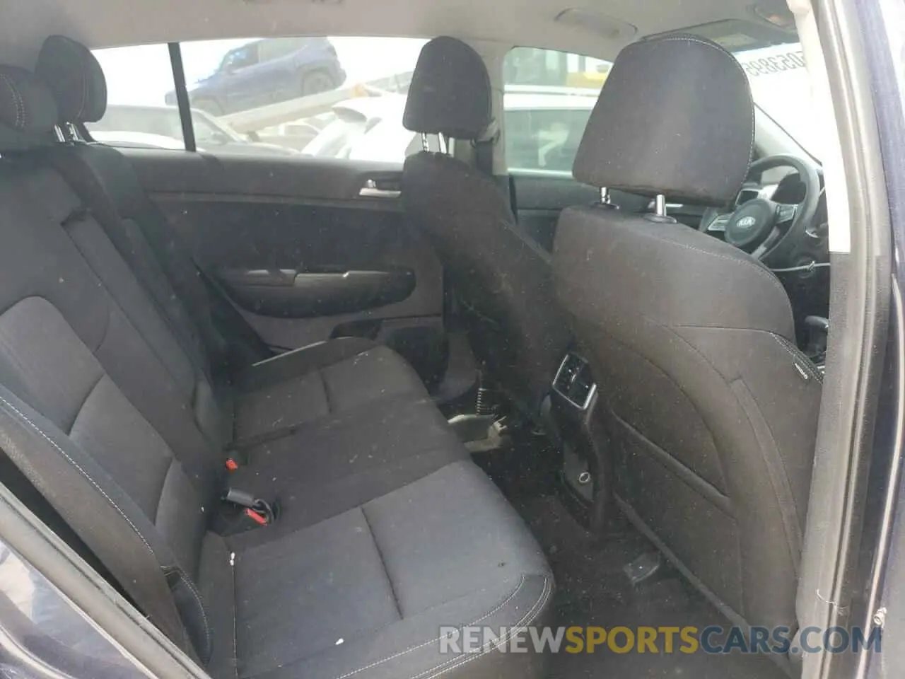 11 Photograph of a damaged car KNDPMCACXL7738025 KIA SPORTAGE 2020