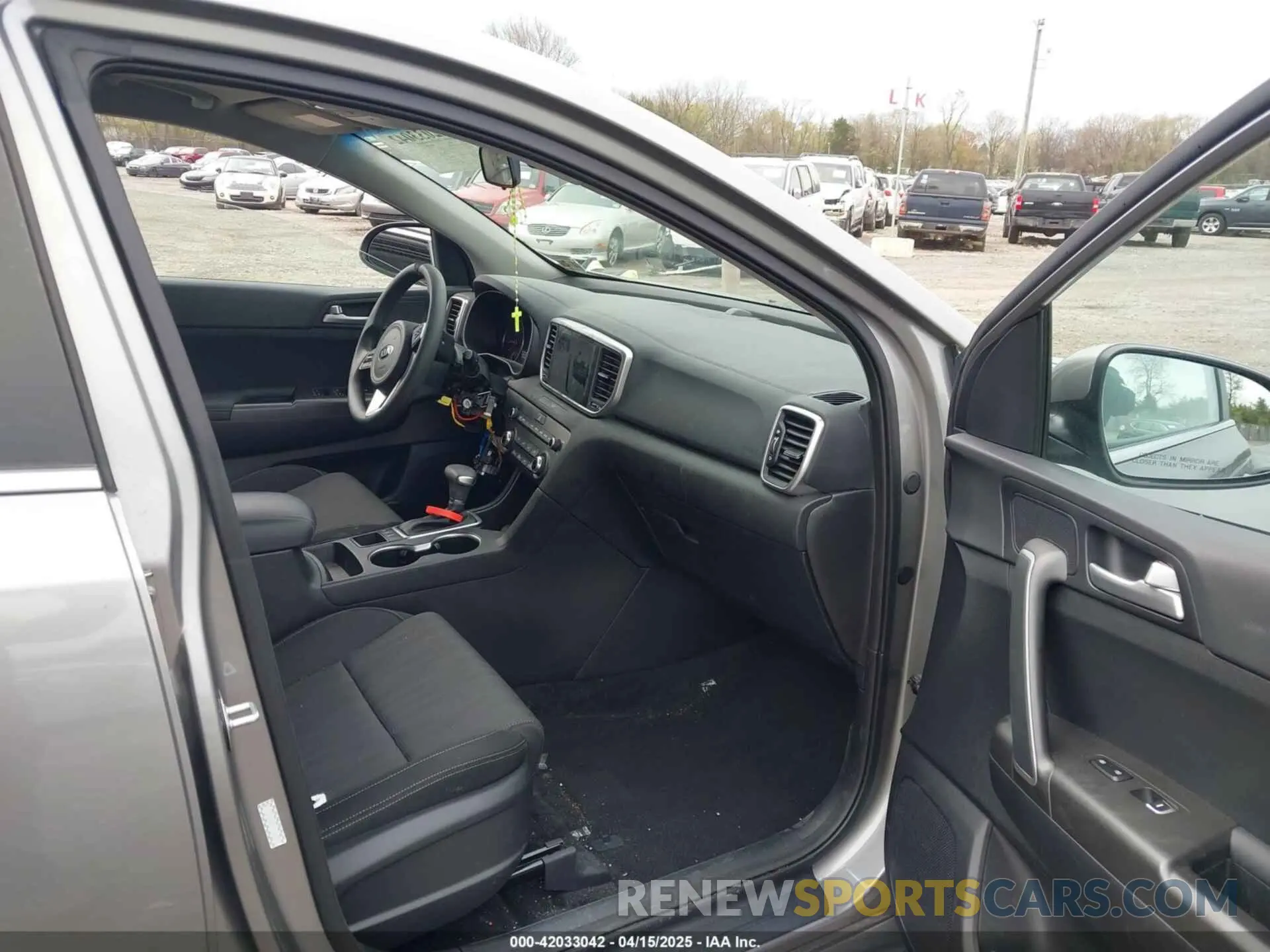 5 Photograph of a damaged car KNDPMCACXL7781585 KIA SPORTAGE 2020