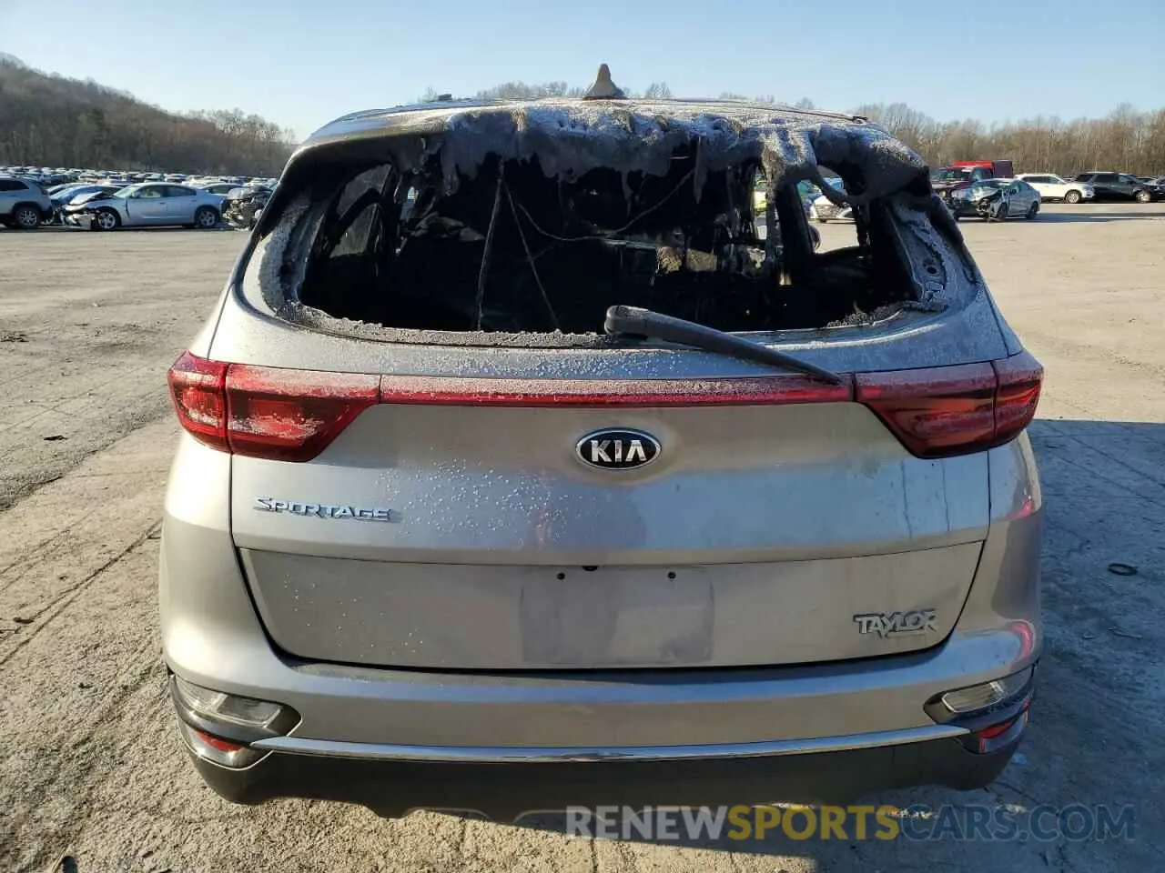 6 Photograph of a damaged car KNDPMCACXL7803133 KIA SPORTAGE 2020