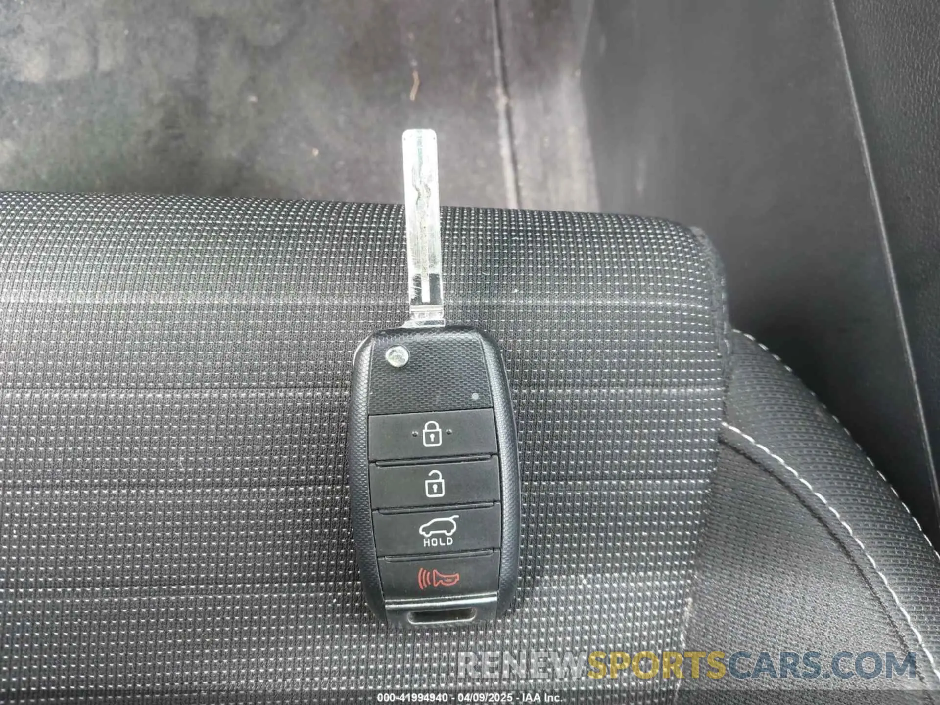 11 Photograph of a damaged car KNDPMCACXL7807859 KIA SPORTAGE 2020
