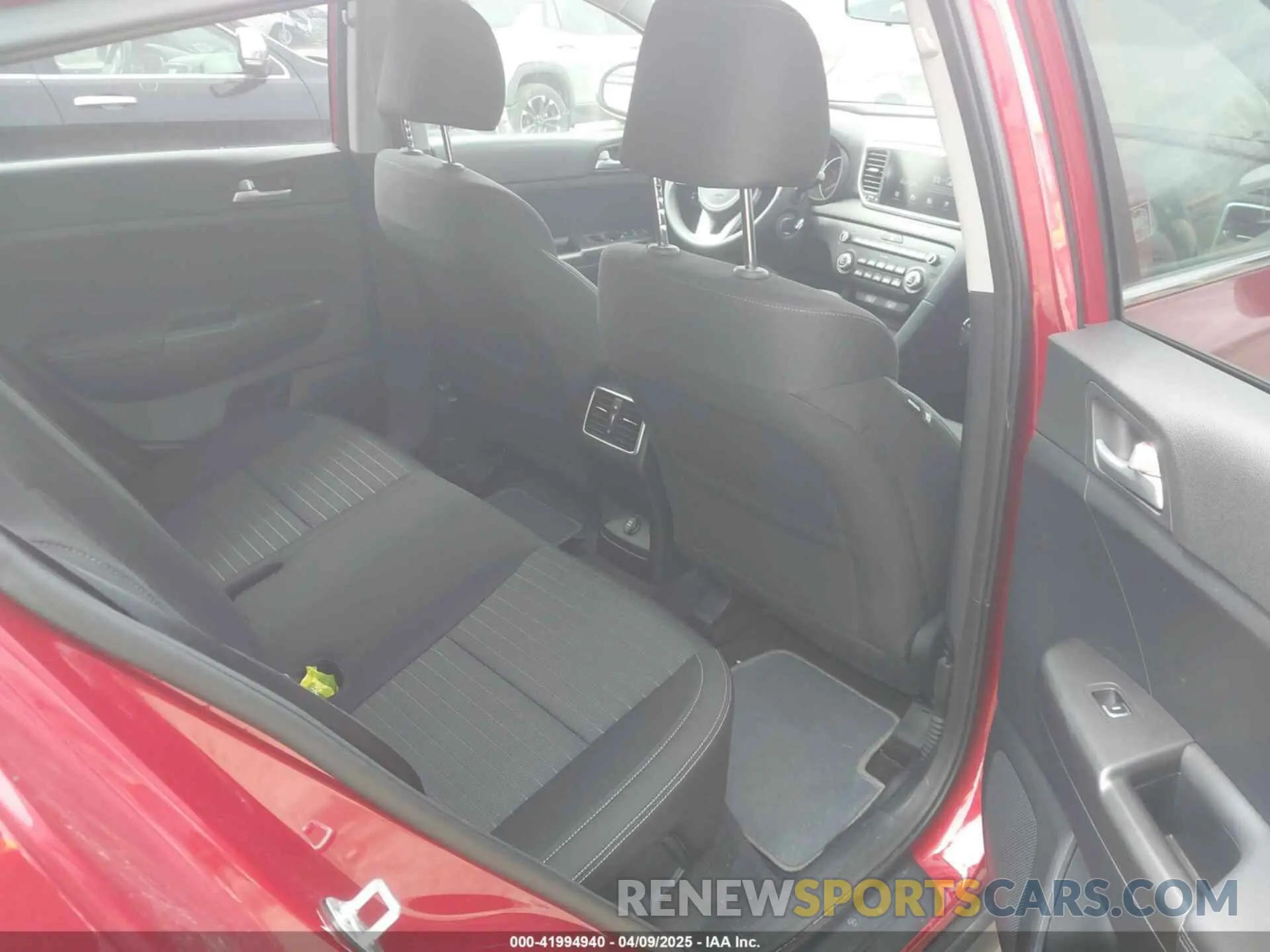 8 Photograph of a damaged car KNDPMCACXL7807859 KIA SPORTAGE 2020